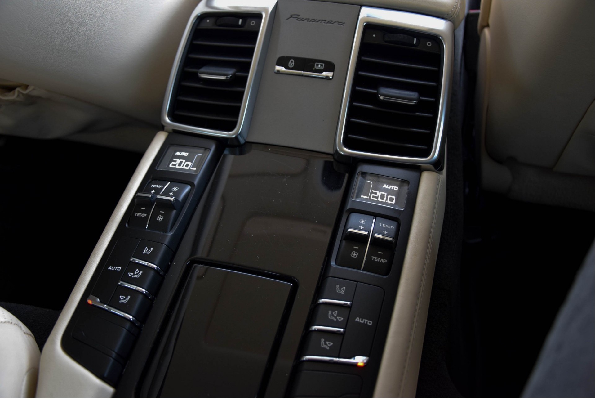 Porsche Panamera 3.0 S E-HYBRID Luchtvering/Schuifdak/Nappa/Bose/Camera Aut8 Foto 9