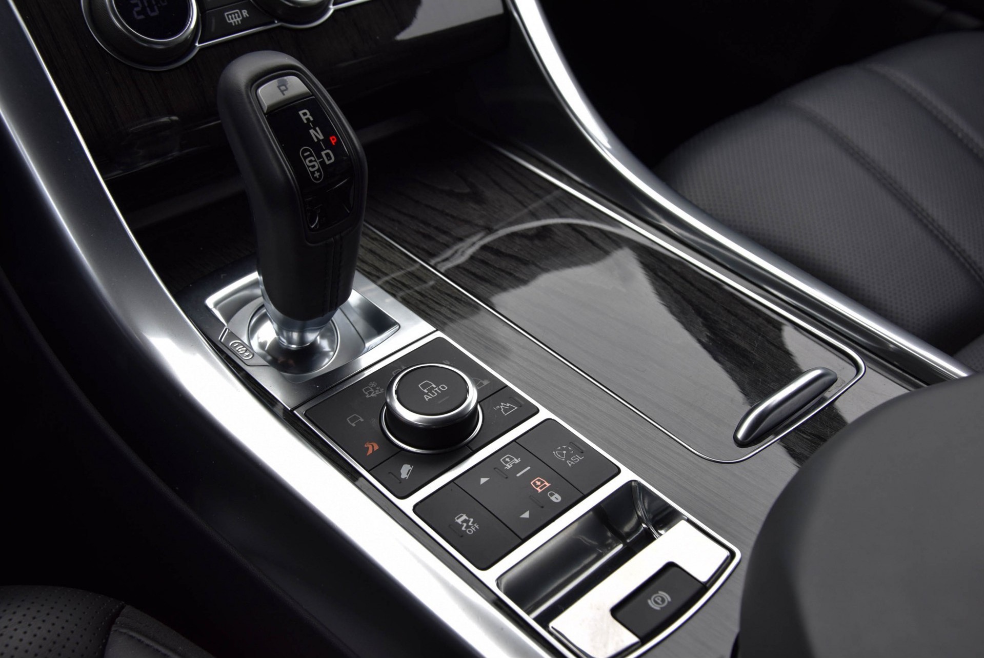 Land Rover Range Rover Sport 4.4 SDV8 HSE Dynamic Full Options Aut8 Foto 14