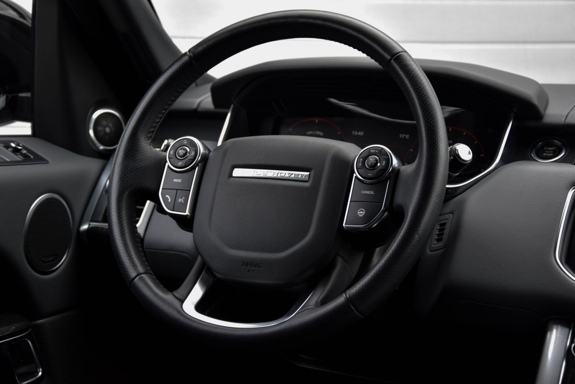 Land Rover Range Rover Sport 4.4 SDV8 HSE Dynamic Full Options Aut8 Foto 17