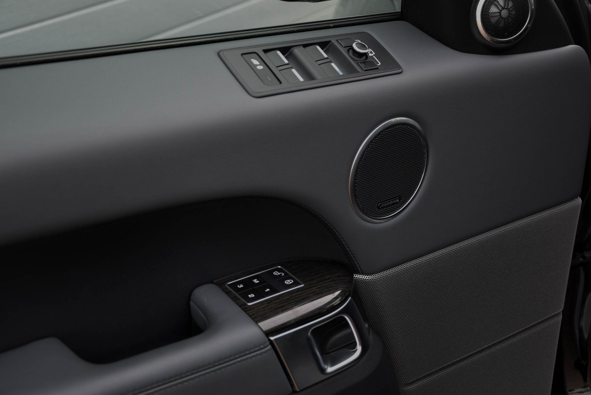 Land Rover Range Rover Sport 4.4 SDV8 HSE Dynamic Full Options Aut8 Foto 8