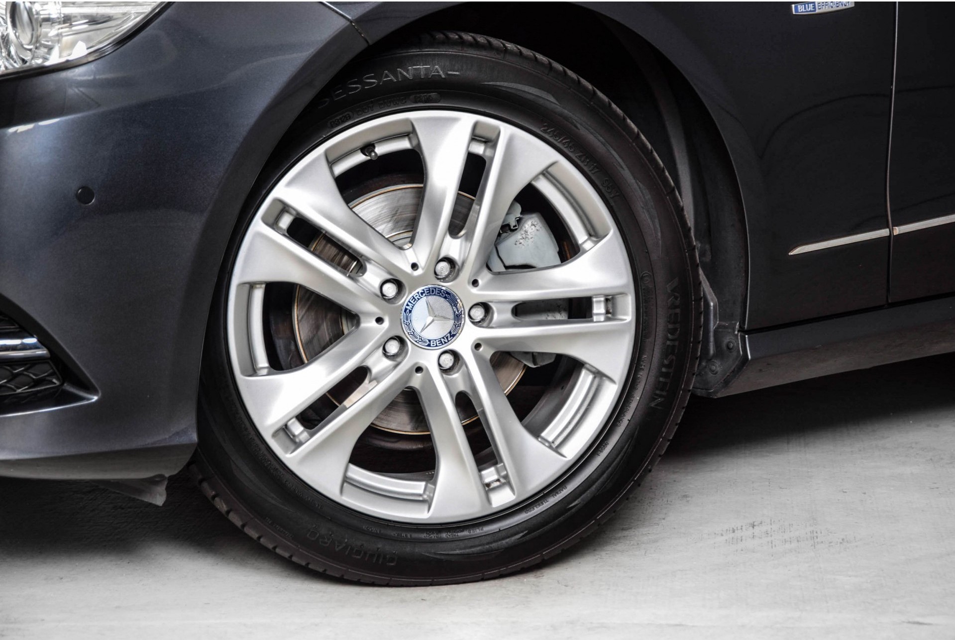 Mercedes-Benz E-Klasse 200 CGI Avantgarde Navi/ILS/Verw-stln Aut5 Foto 17