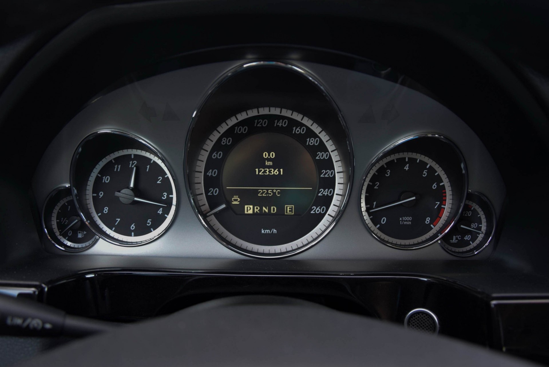 Mercedes-Benz E-Klasse 200 CGI Avantgarde Navi/ILS/Verw-stln Aut5 Foto 7