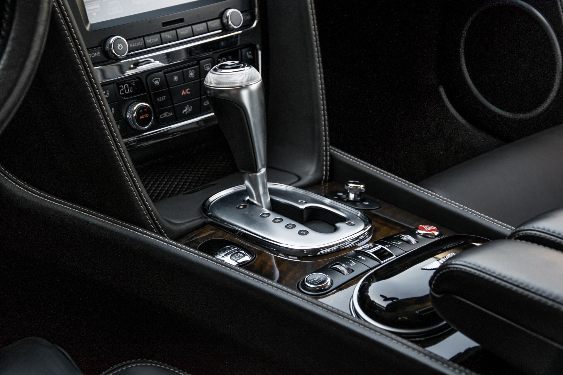 Bentley Continental GT 4.0 V8 GTC Havannabruin Aut8 Foto 33