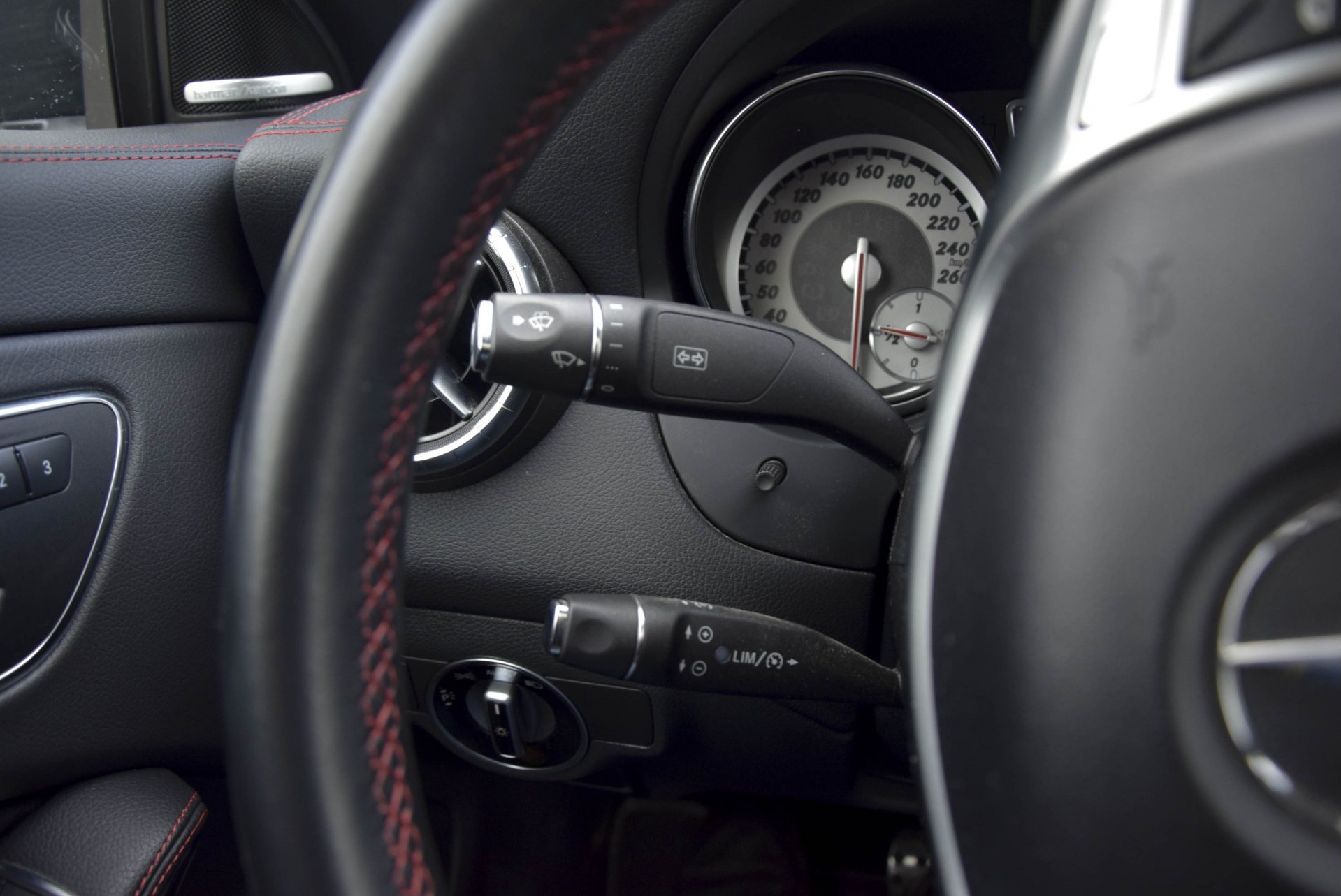 Mercedes-Benz CLA-Klasse 220 Cdi AMG Exclusive/Panorama/Comand/Harman-Kardon/Mem Aut7 Foto 11