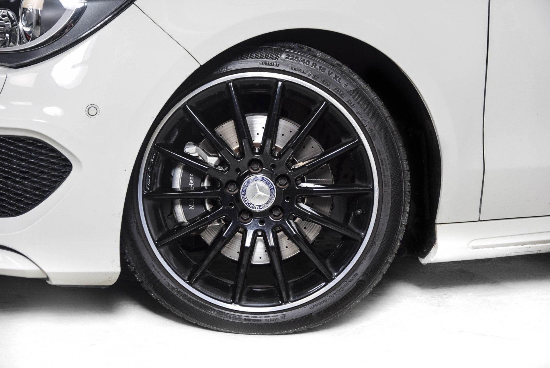 Mercedes-Benz CLA-Klasse 220 Cdi AMG Exclusive/Panorama/Comand/Harman-Kardon/Mem Aut7 Foto 19