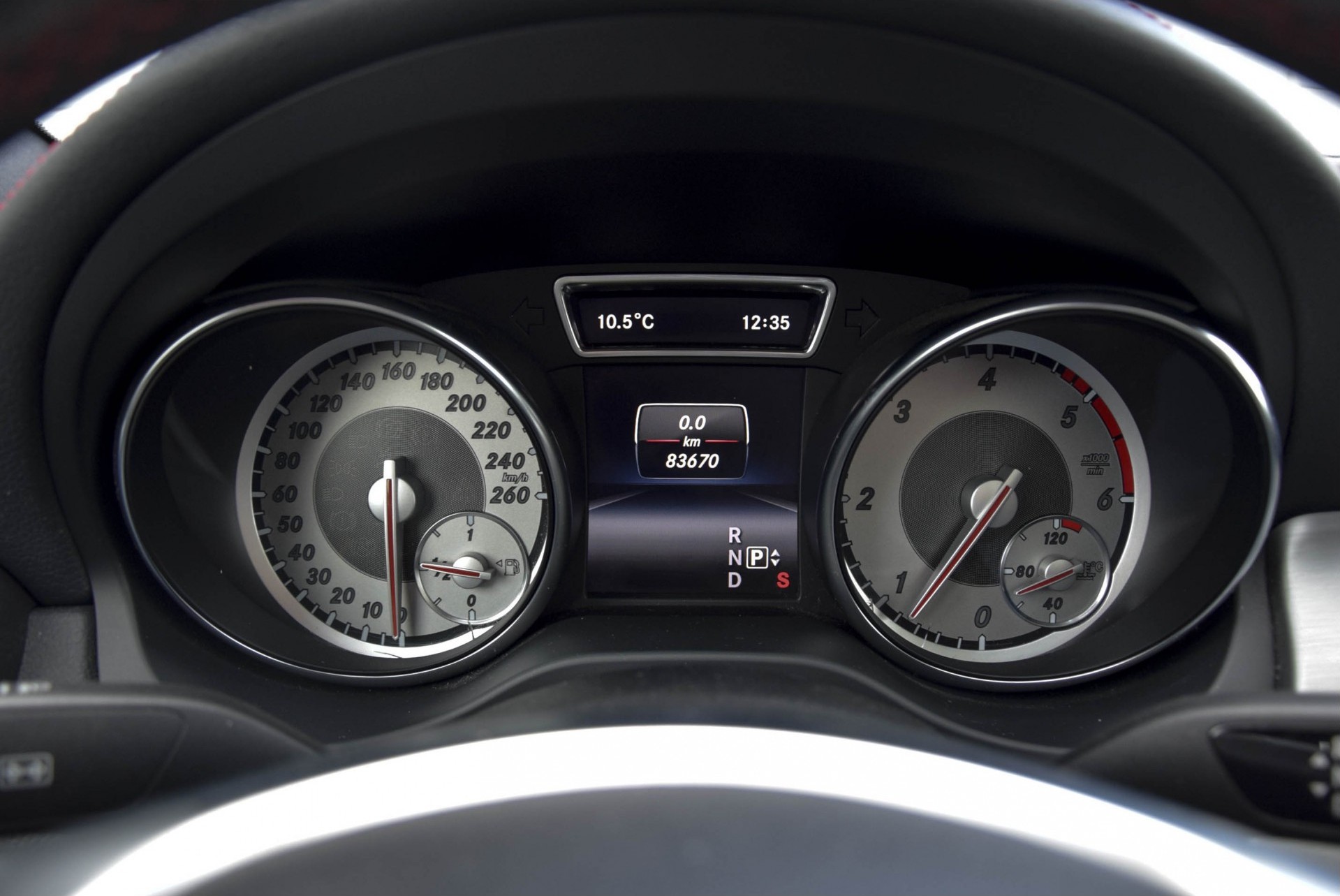 Mercedes-Benz CLA-Klasse 220 Cdi AMG Exclusive/Panorama/Comand/Harman-Kardon/Mem Aut7 Foto 7