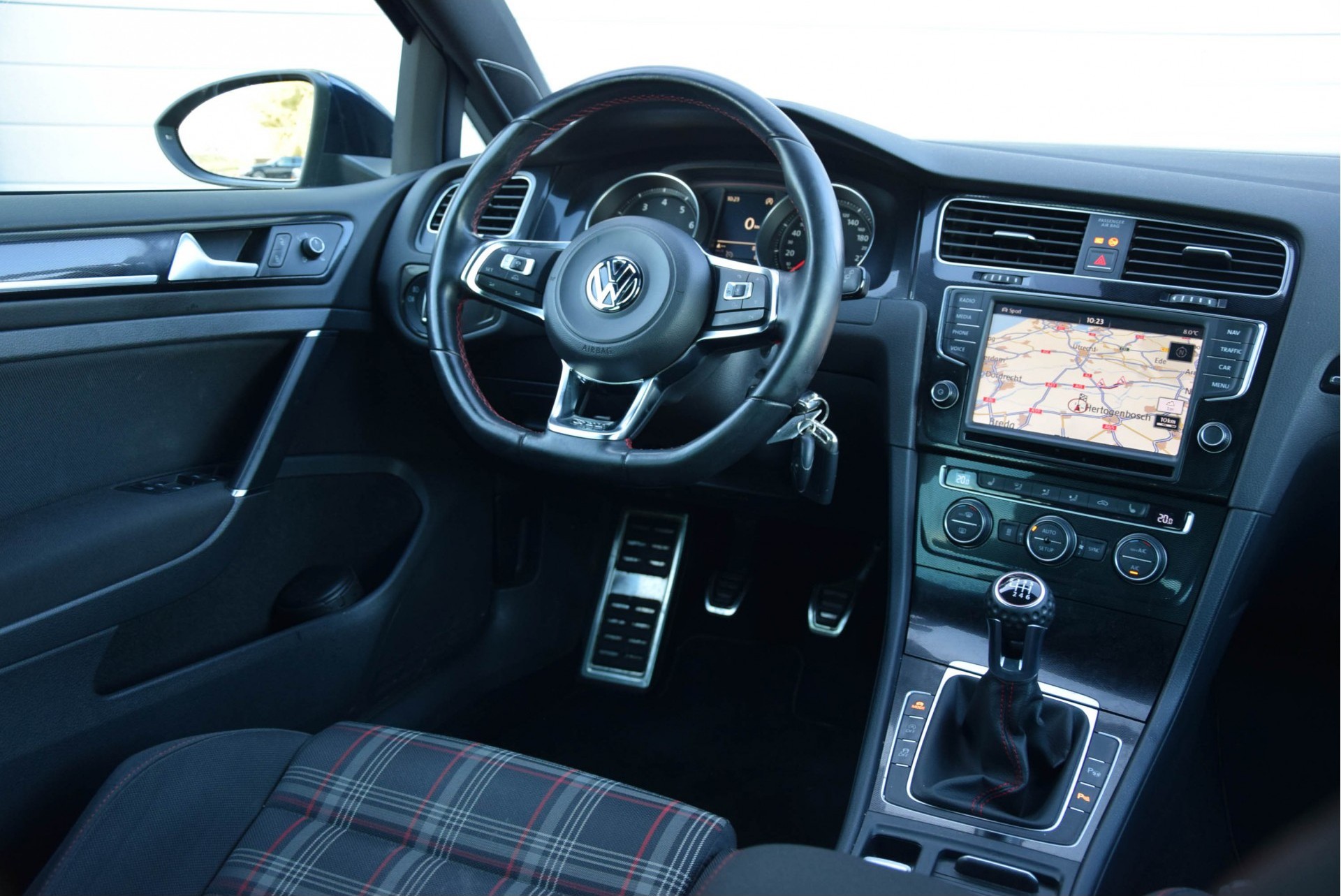 Volkswagen Golf 2.0 TSI GTI Performance ABT 300PK/ExecutivePlus/Camera/Pano/Xenon/Navi/PDC Hs6 Foto 6