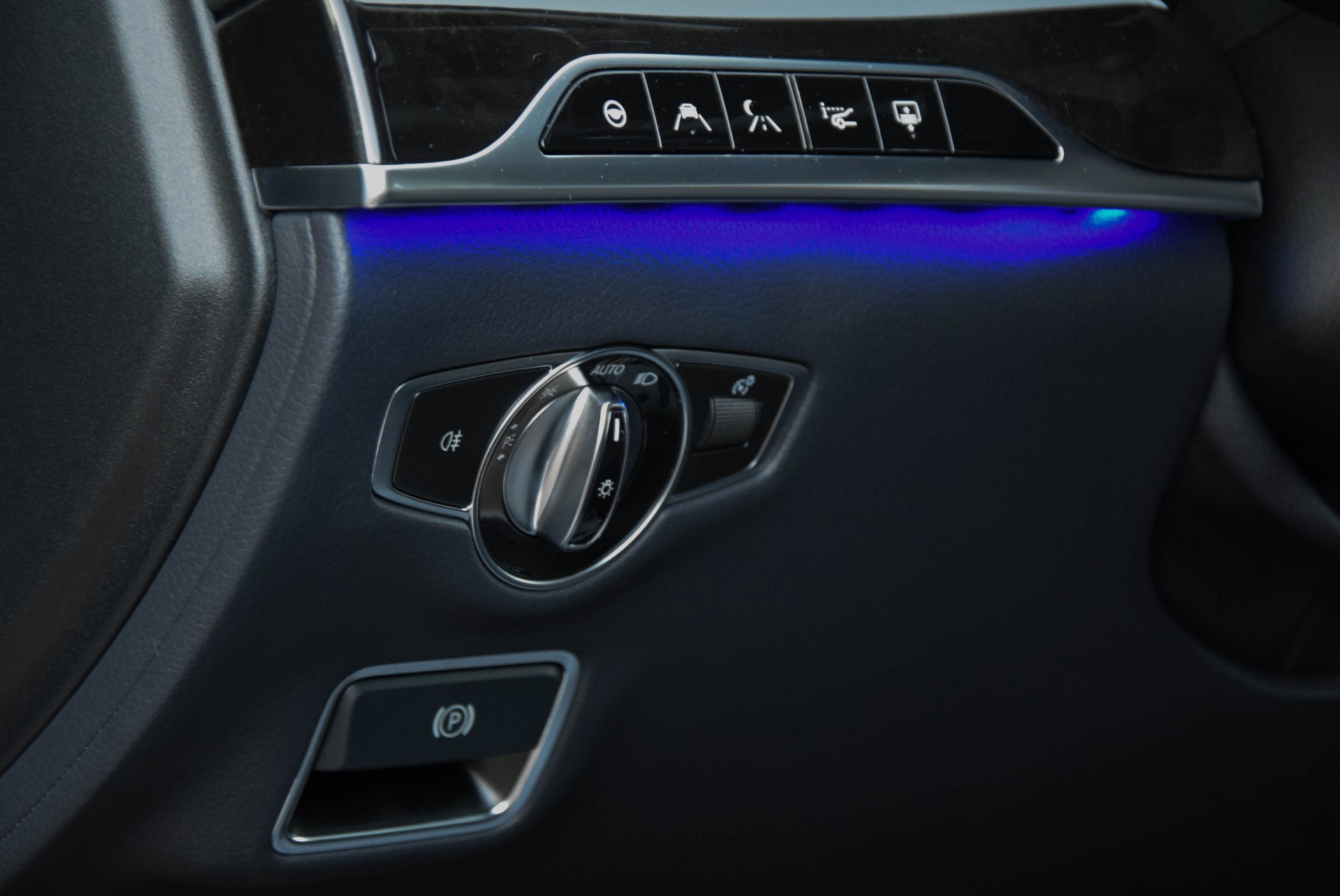 Mercedes-Benz S-Klasse 560 Lang 4-M AMG Plus Premium Plus Aut9 Foto 10