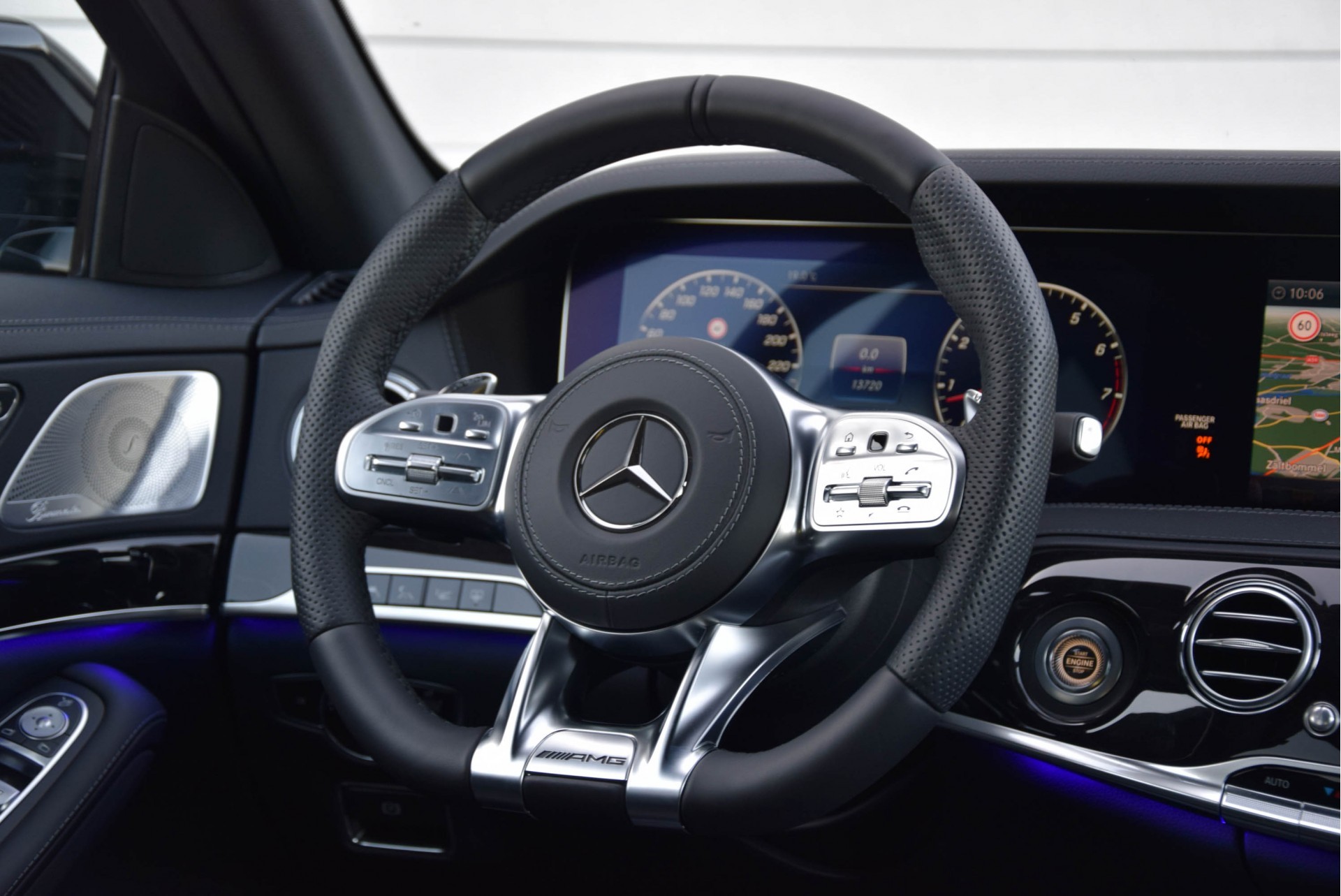 Mercedes-Benz S-Klasse 560 Lang 4-M AMG Plus Premium Plus Aut9 Foto 11