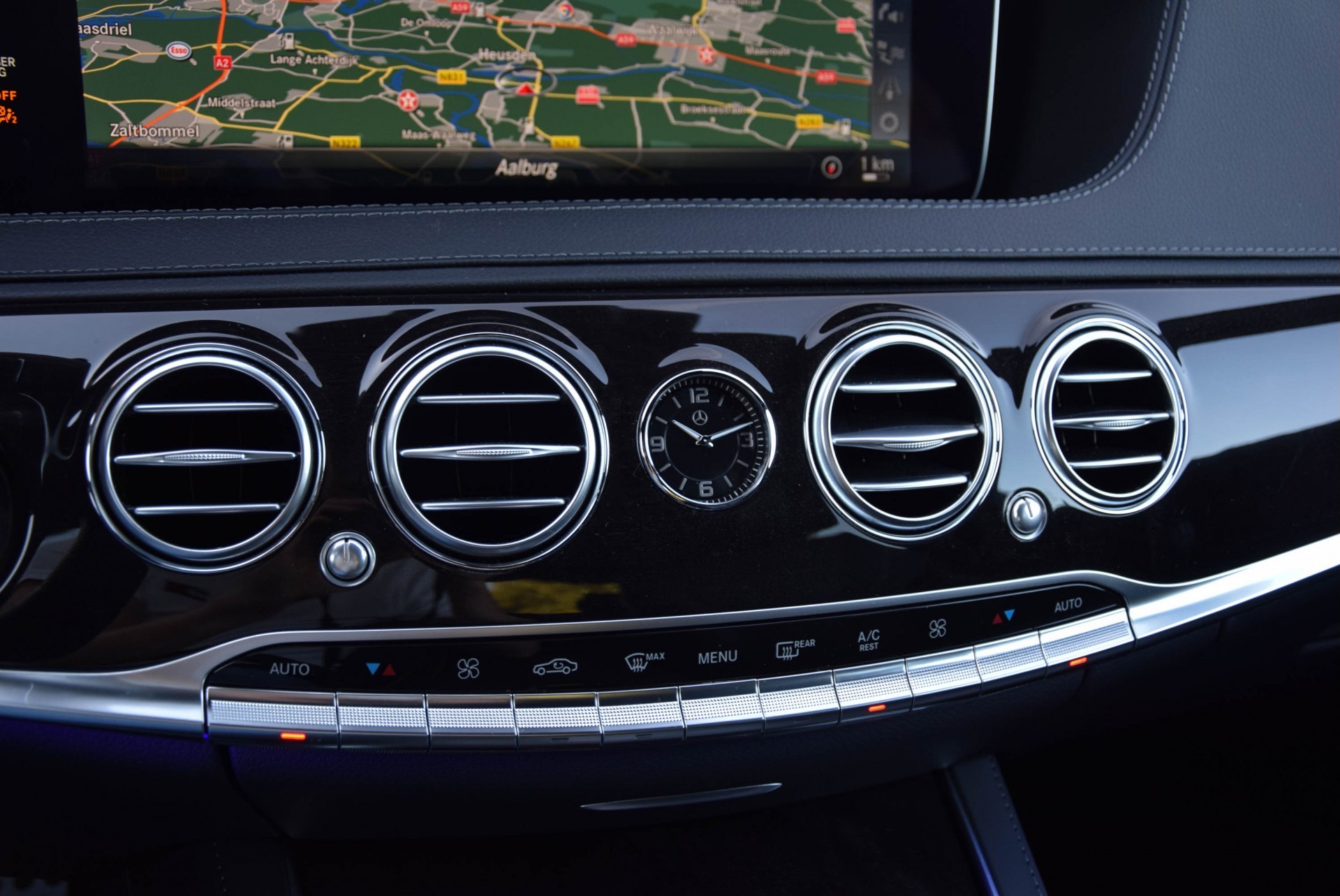 Mercedes-Benz S-Klasse 560 Lang 4-M AMG Plus Premium Plus Aut9 Foto 15