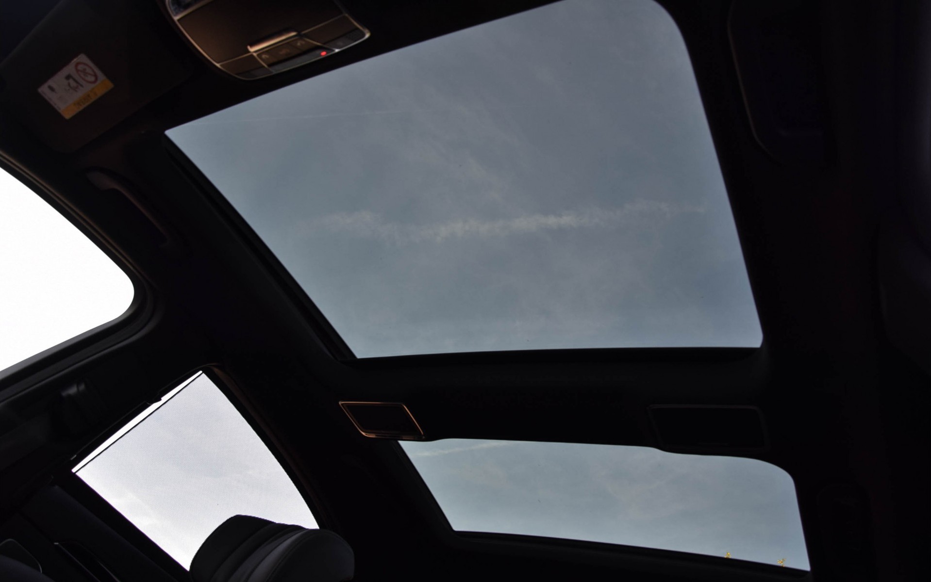 Mercedes-Benz S-Klasse 560 Lang 4-M AMG Plus Premium Plus Aut9 Foto 24