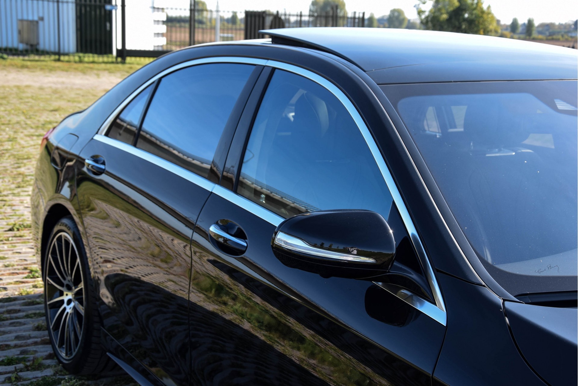 Mercedes-Benz S-Klasse 560 Lang 4-M AMG Plus Premium Plus Aut9 Foto 29