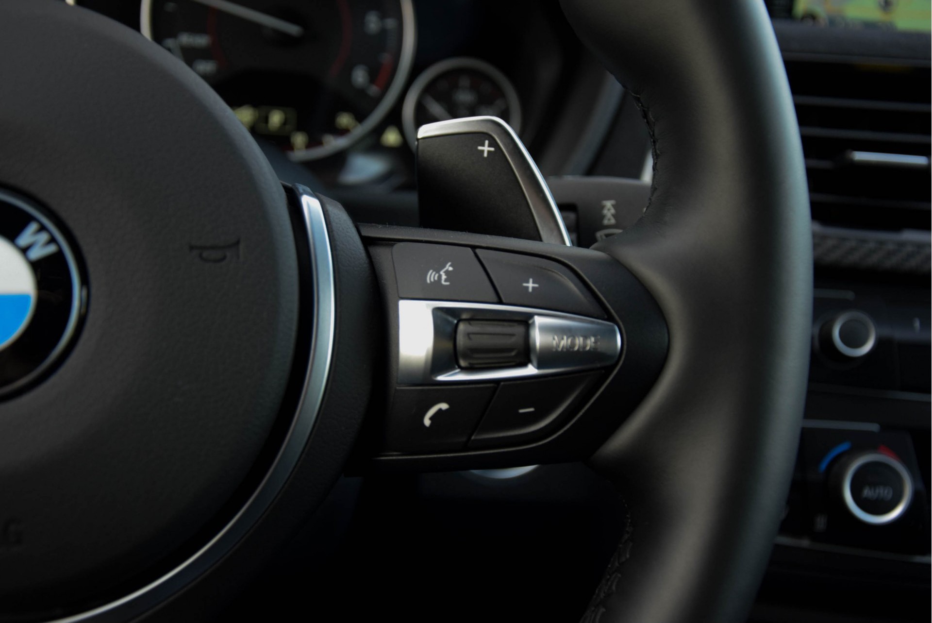 BMW 3 Serie 330D High Executive M-Performance/Carbon/Camera/HarmanKardon Aut8 Foto 10