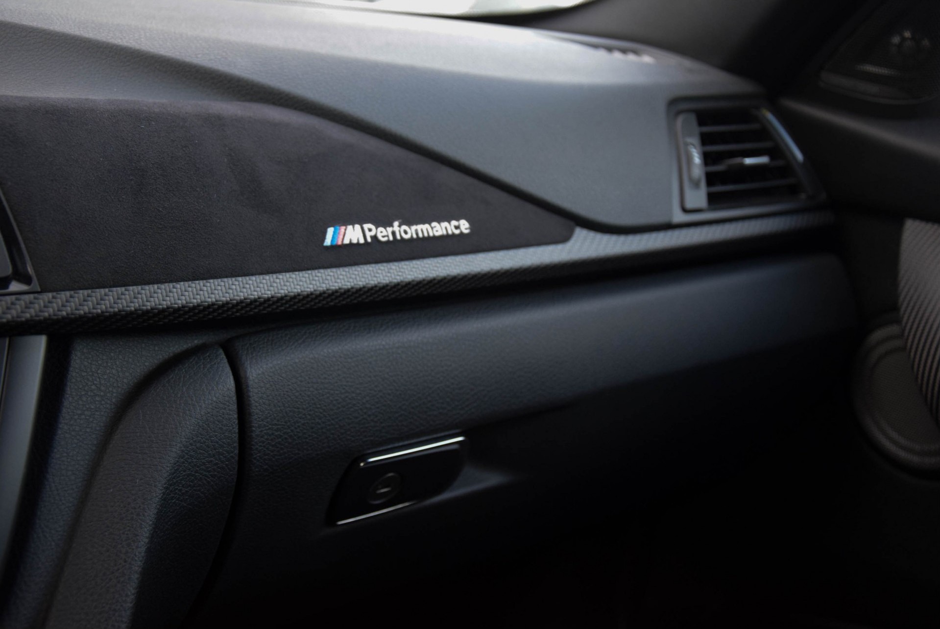 BMW 3 Serie 330D High Executive M-Performance/Carbon/Camera/HarmanKardon Aut8 Foto 14