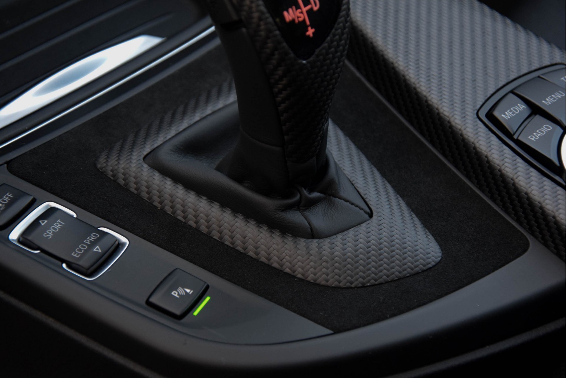 BMW 3 Serie 330D High Executive M-Performance/Carbon/Camera/HarmanKardon Aut8 Foto 16