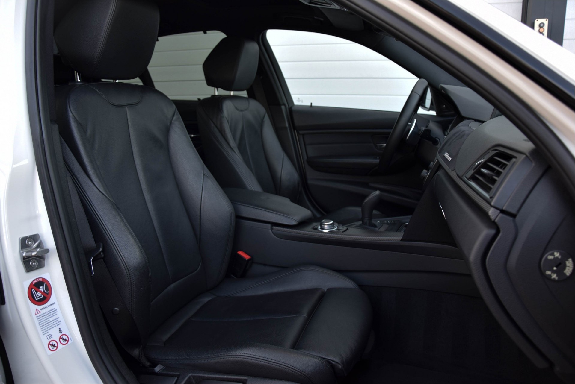 BMW 3 Serie 330D High Executive M-Performance/Carbon/Camera/HarmanKardon Aut8 Foto 3