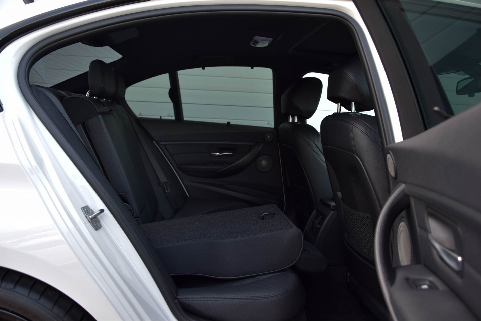 BMW 3 Serie 330D High Executive M-Performance/Carbon/Camera/HarmanKardon Aut8 Foto 5