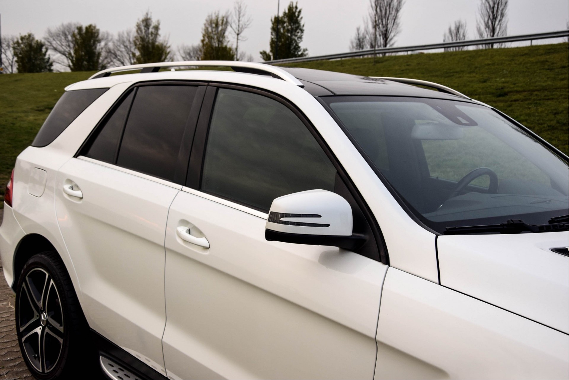 Mercedes-Benz M-Klasse 350 Bluetec 4-M Aut7 origineel 63 AMG uitgevoerd Foto 25