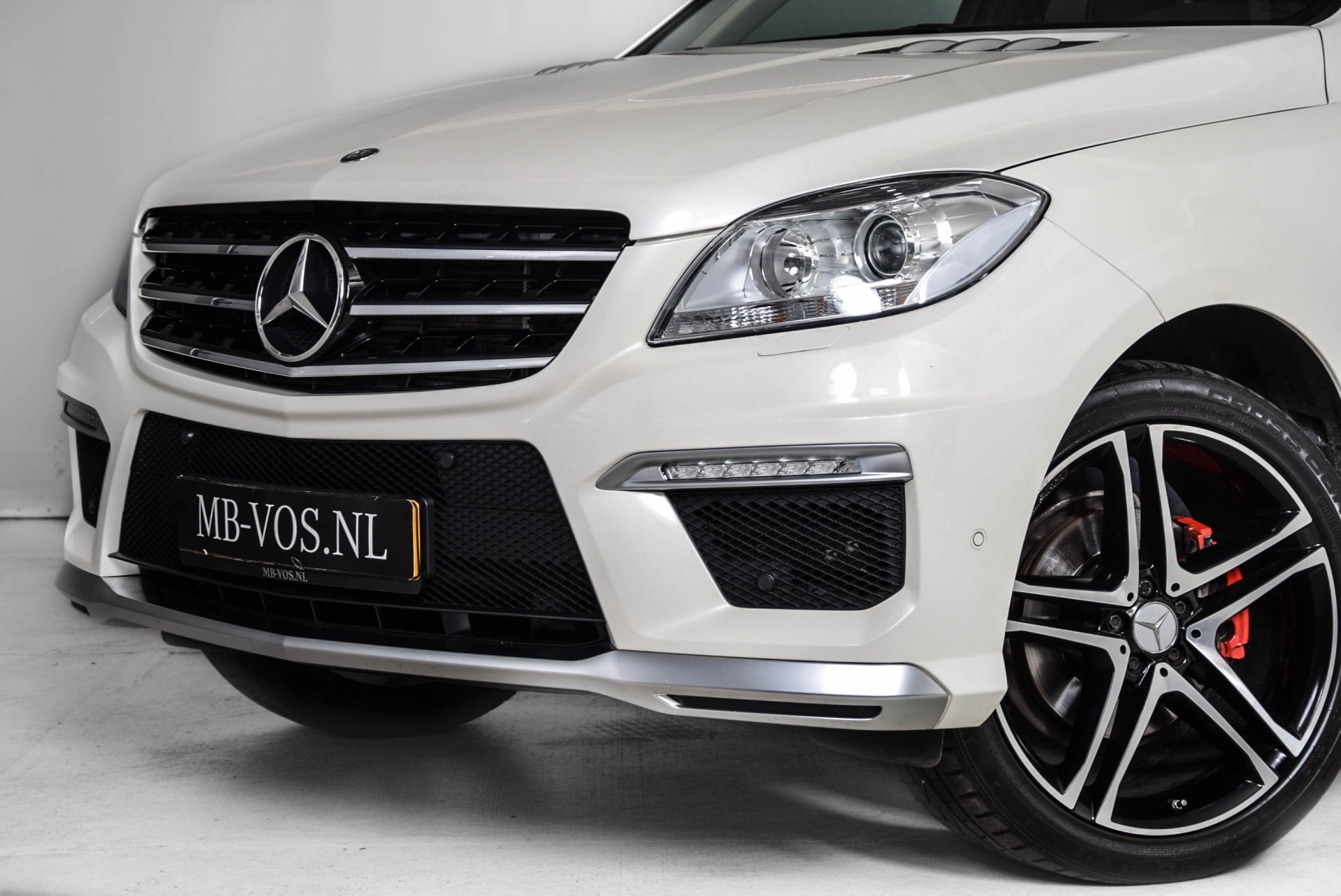 Mercedes-Benz M-Klasse 350 Bluetec 4-M Aut7 origineel 63 AMG uitgevoerd Foto 30
