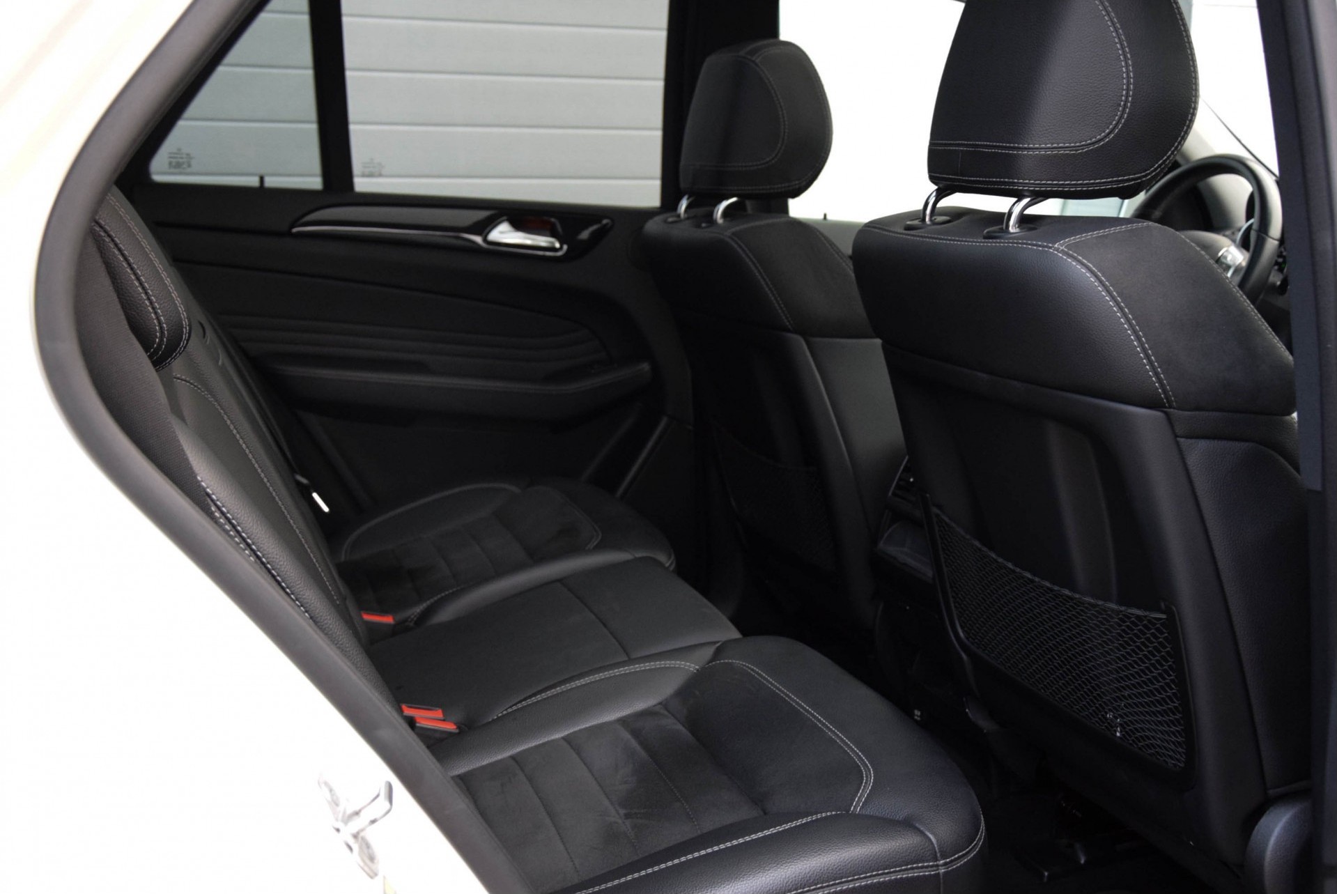 Mercedes-Benz M-Klasse 350 Bluetec 4-M Aut7 origineel 63 AMG uitgevoerd Foto 4