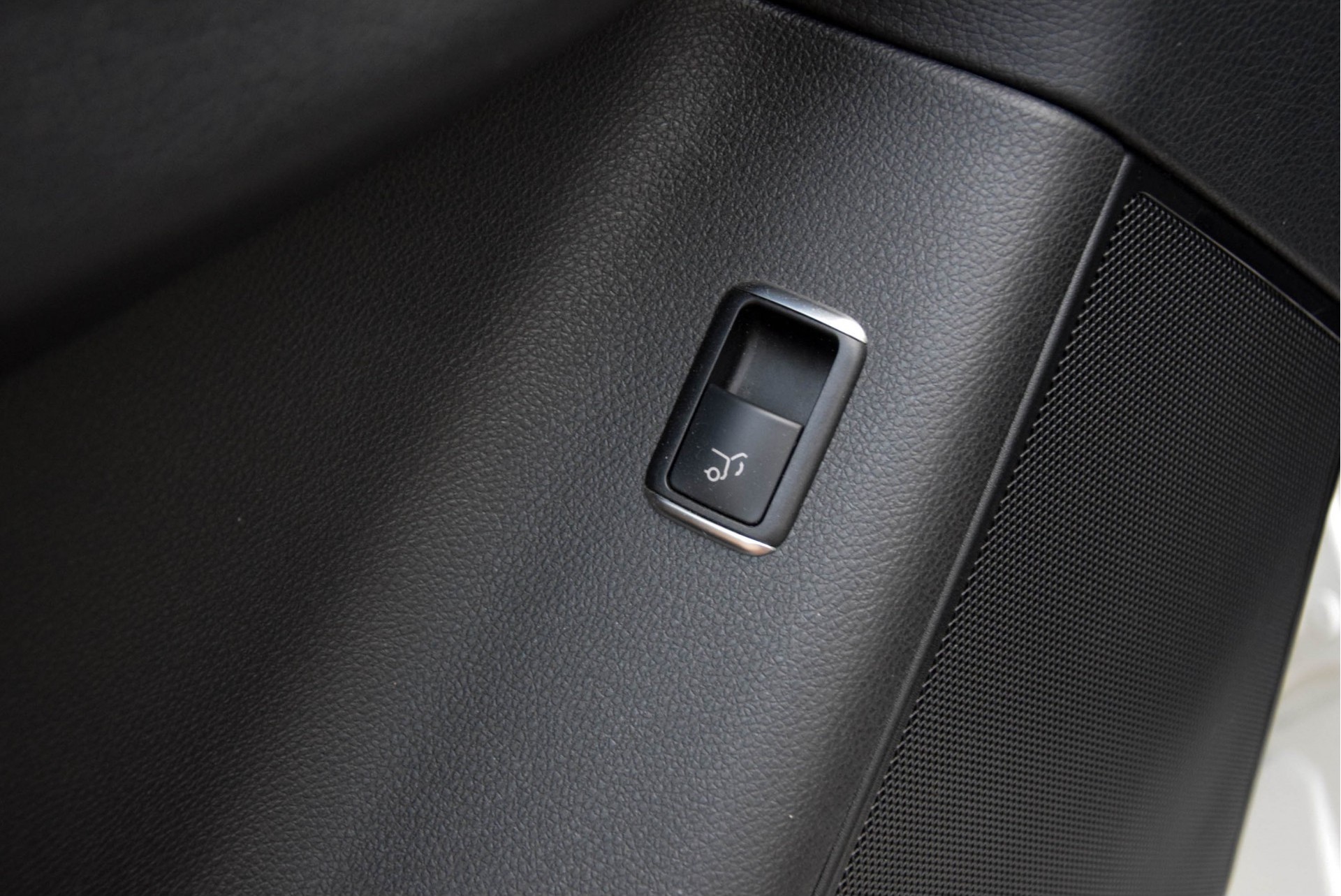 Mercedes-Benz M-Klasse 350 Bluetec 4-M Aut7 origineel 63 AMG uitgevoerd Foto 9