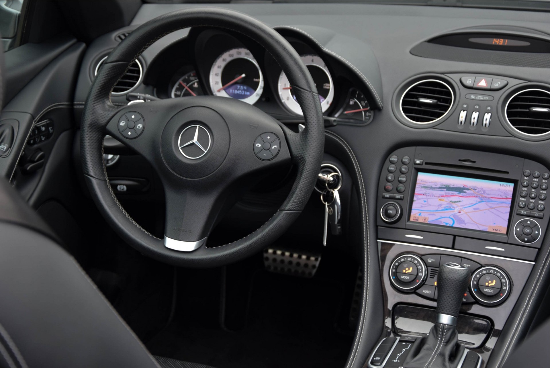 Mercedes-Benz SL-Klasse 350 Designo Aut7 Foto 6