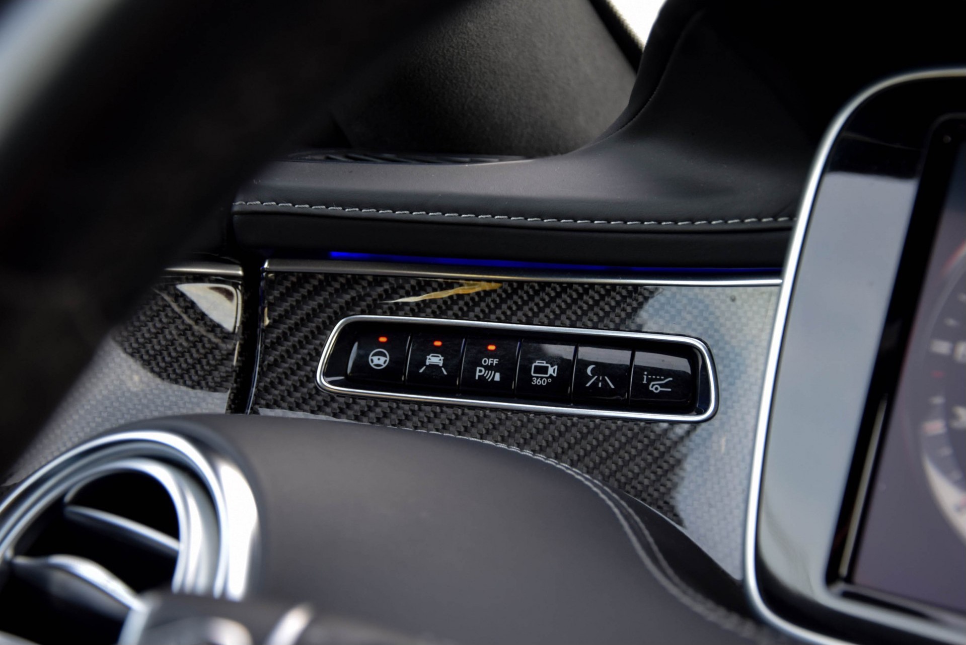 Mercedes-Benz S-Klasse Coupé 63 AMG 4-M Designo Carbon Swarowski Magic Sky Aut7 Foto 10