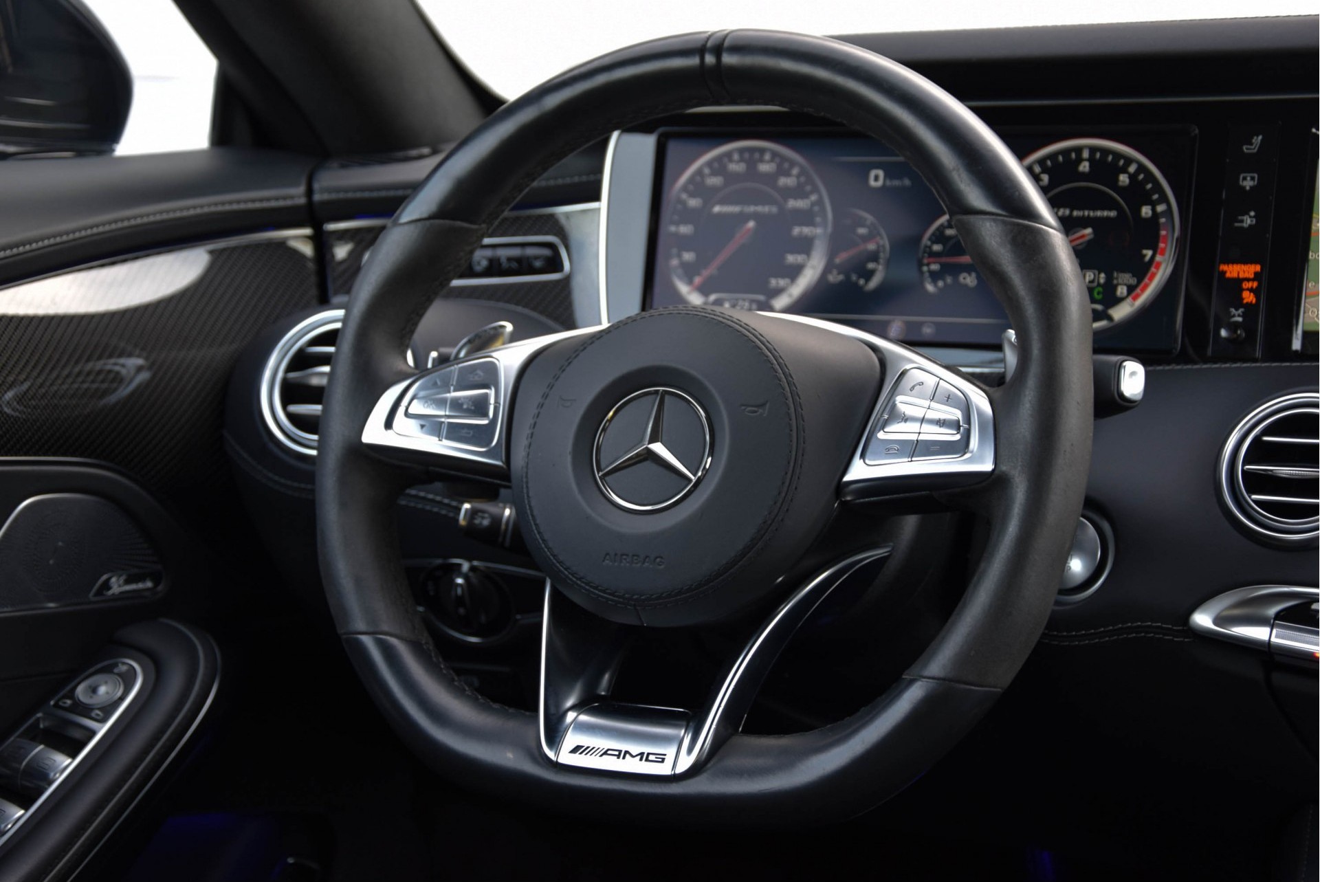 Mercedes-Benz S-Klasse Coupé 63 AMG 4-M Designo Carbon Swarowski Magic Sky Aut7 Foto 11