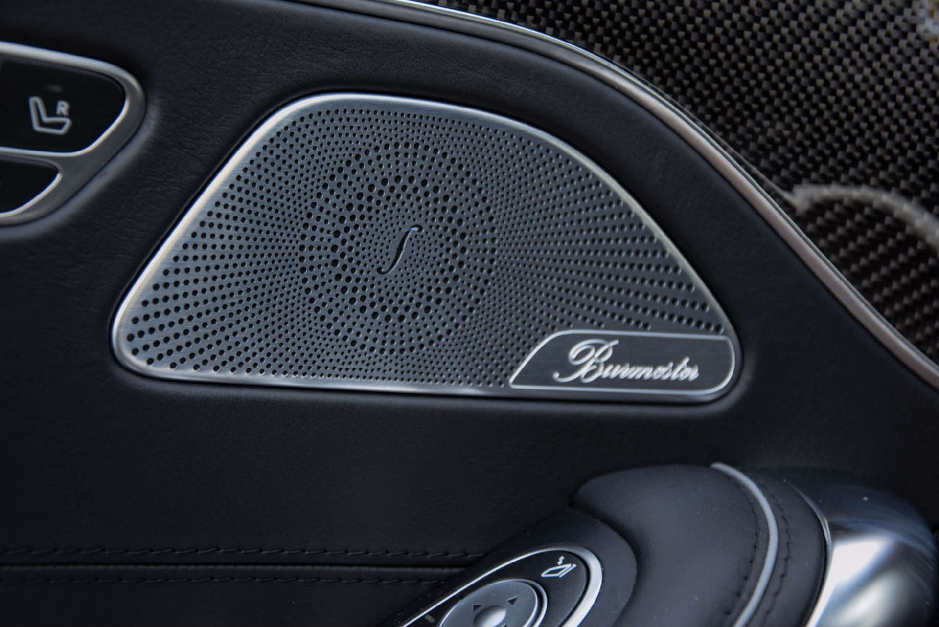 Mercedes-Benz S-Klasse Coupé 63 AMG 4-M Designo Carbon Swarowski Magic Sky Aut7 Foto 26