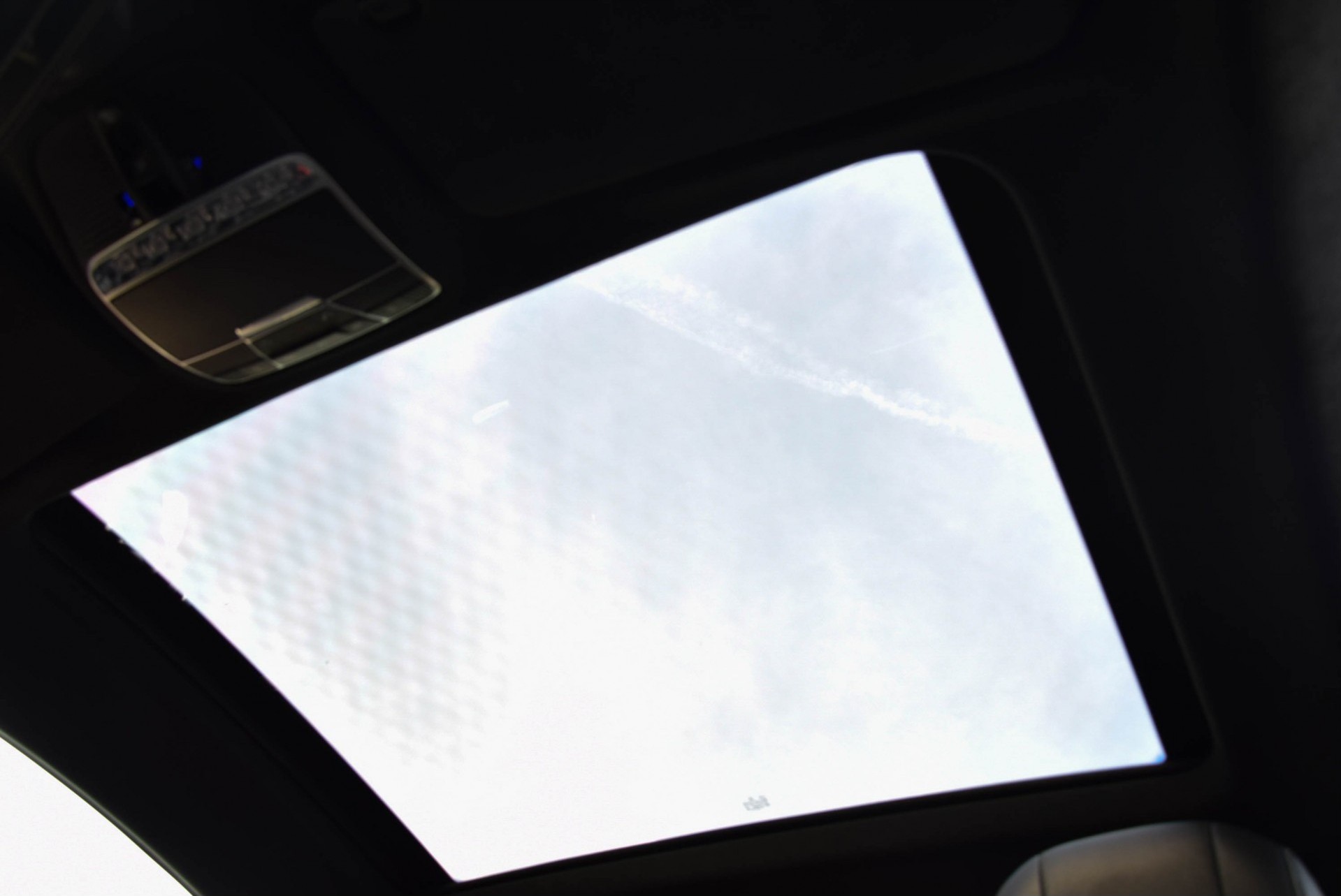 Mercedes-Benz S-Klasse Coupé 63 AMG 4-M Designo Carbon Swarowski Magic Sky Aut7 Foto 28