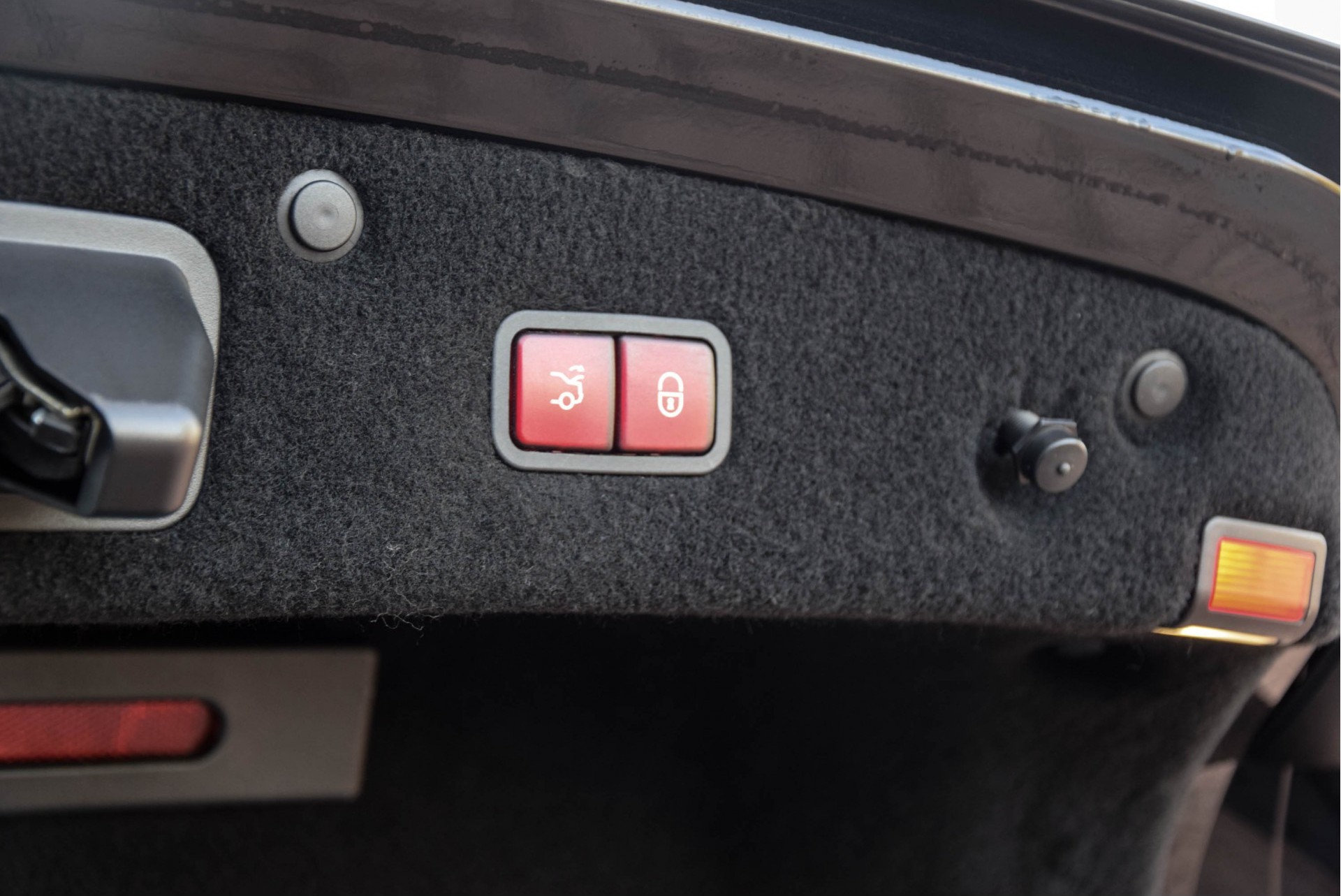 Mercedes-Benz S-Klasse Coupé 63 AMG 4-M Designo Carbon Swarowski Magic Sky Aut7 Foto 31