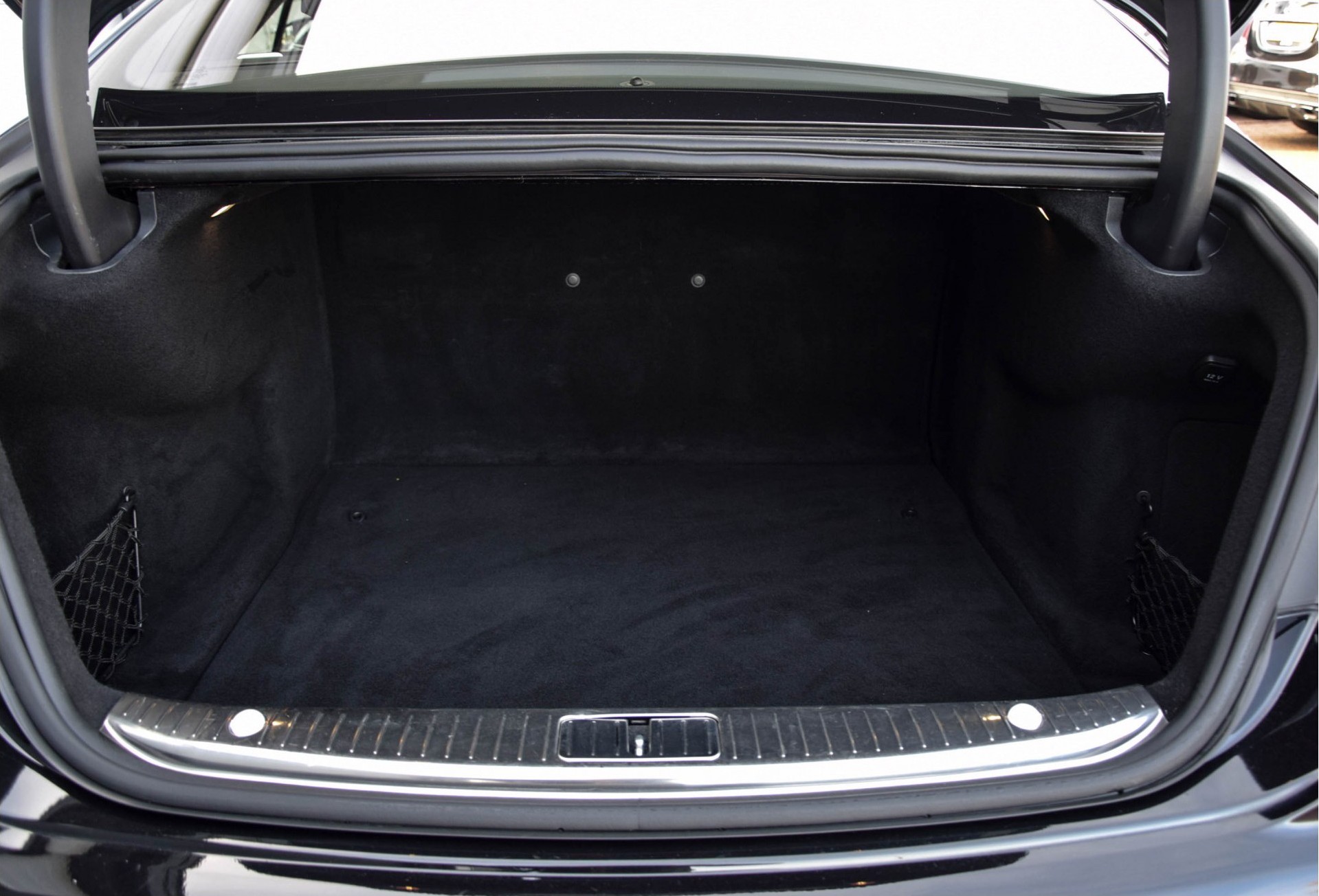 Mercedes-Benz S-Klasse Coupé 63 AMG 4-M Designo Carbon Swarowski Magic Sky Aut7 Foto 32