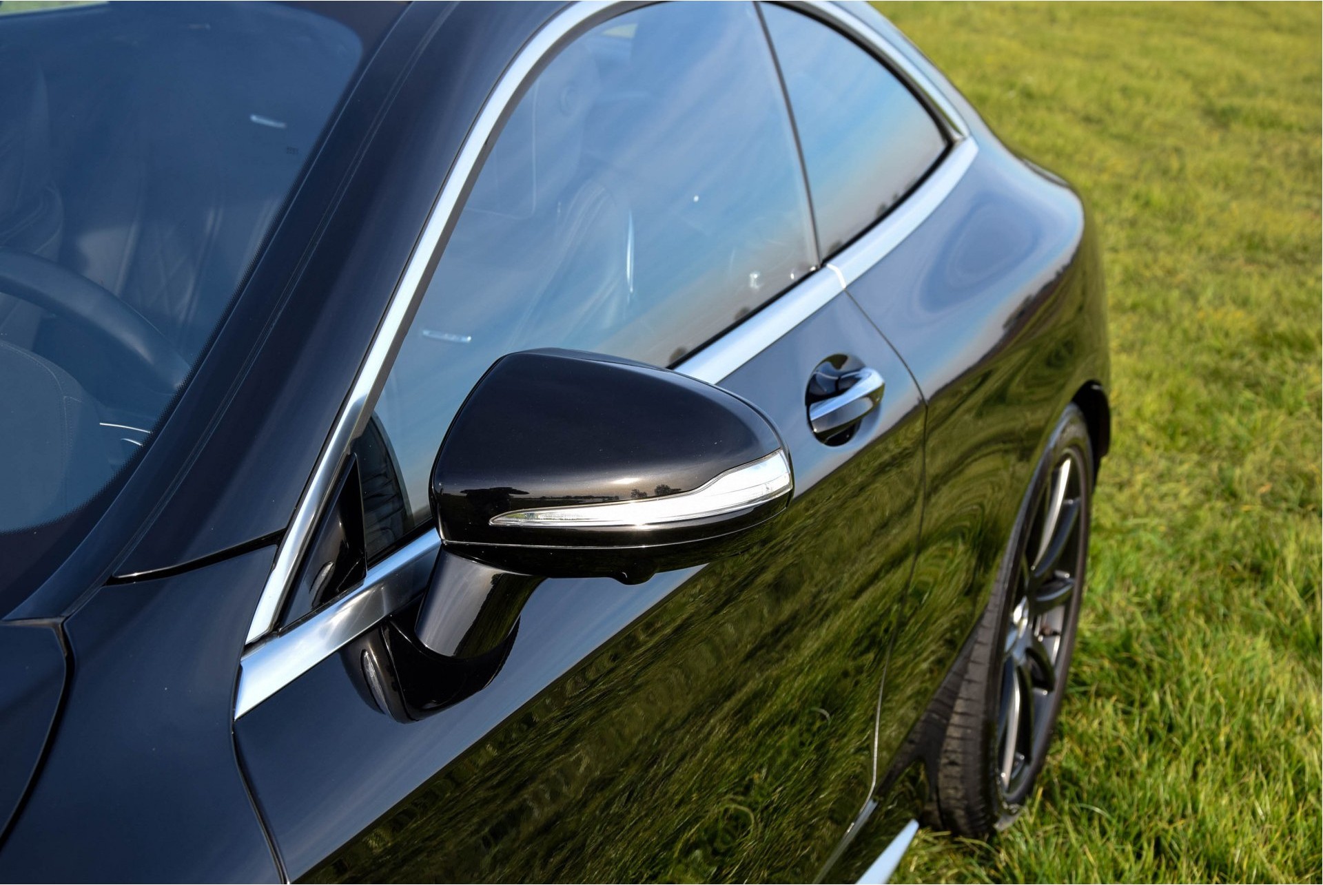 Mercedes-Benz S-Klasse Coupé 63 AMG 4-M Designo Carbon Swarowski Magic Sky Aut7 Foto 37