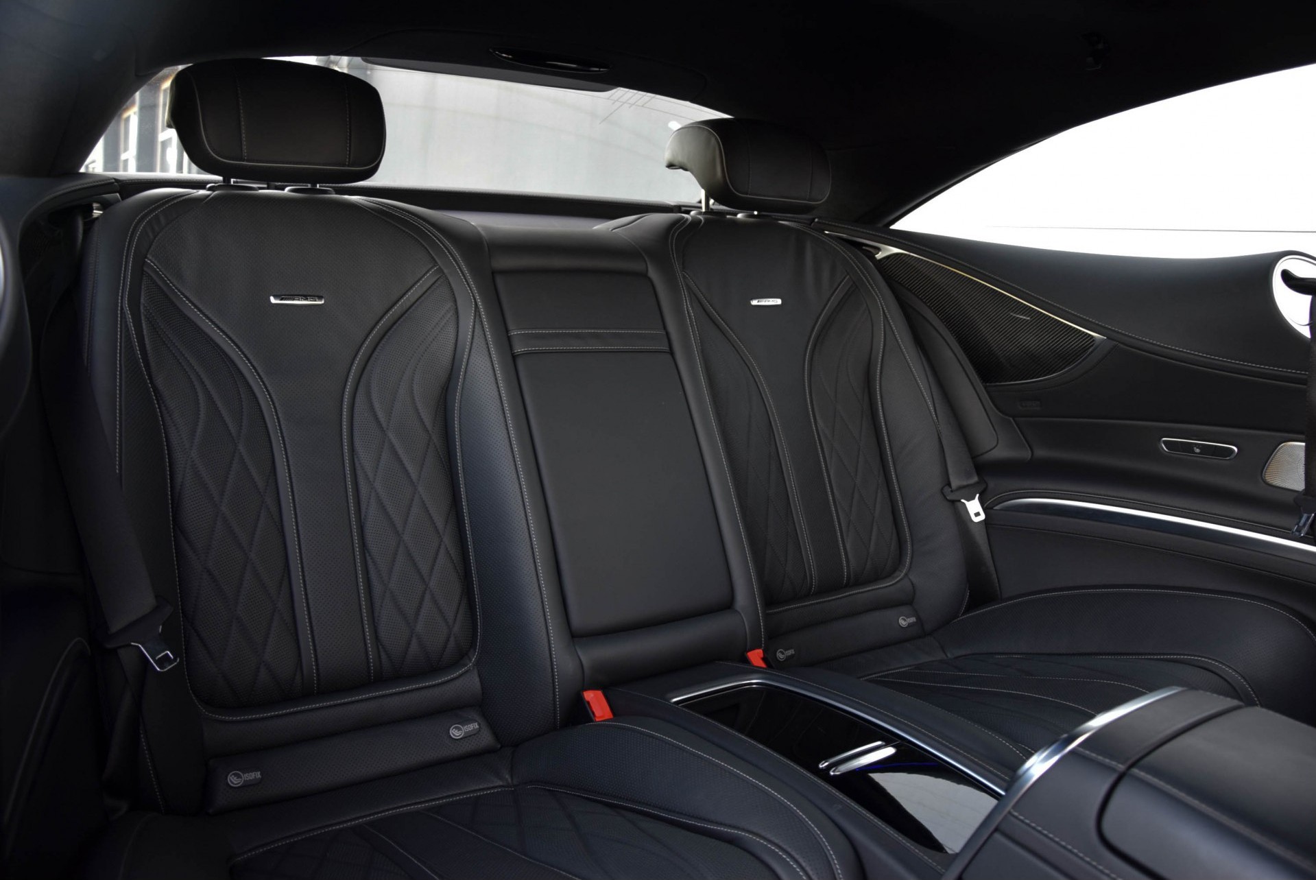 Mercedes-Benz S-Klasse Coupé 63 AMG 4-M Designo Carbon Swarowski Magic Sky Aut7 Foto 4