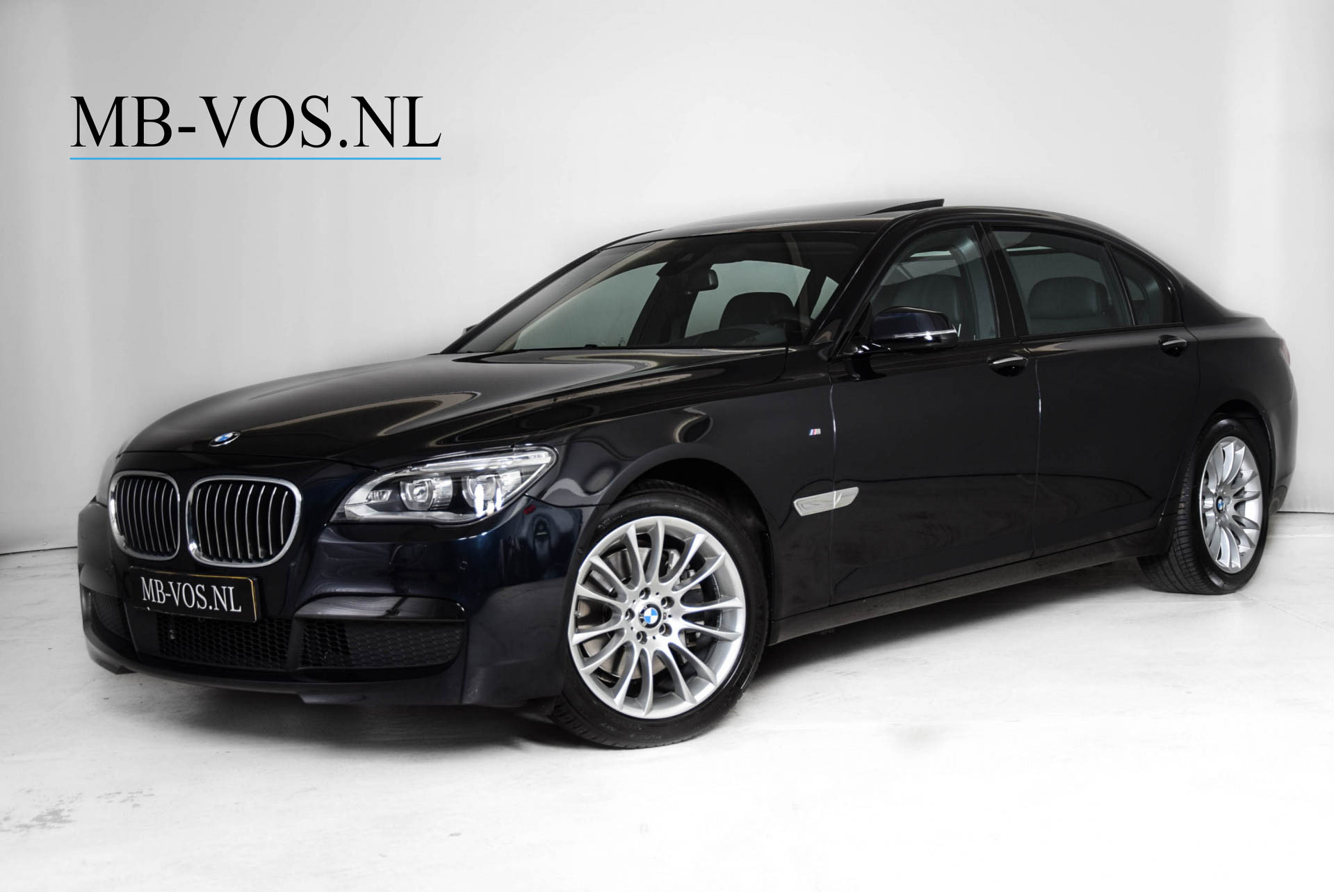 BMW 7 Serie 730d Lang M-pakket Individual Adaptive cruise/Comfortacces/Head-Up/Adaptive/Memory Aut8 Foto 1