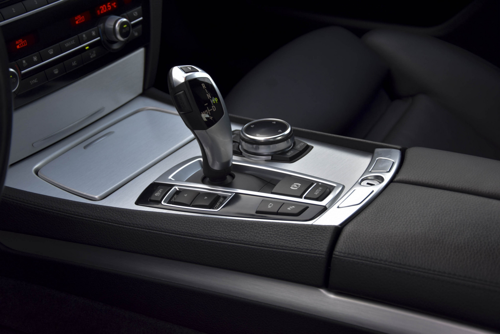 BMW 7 Serie 730d Lang M-pakket Individual Adaptive cruise/Comfortacces/Head-Up/Adaptive/Memory Aut8 Foto 16