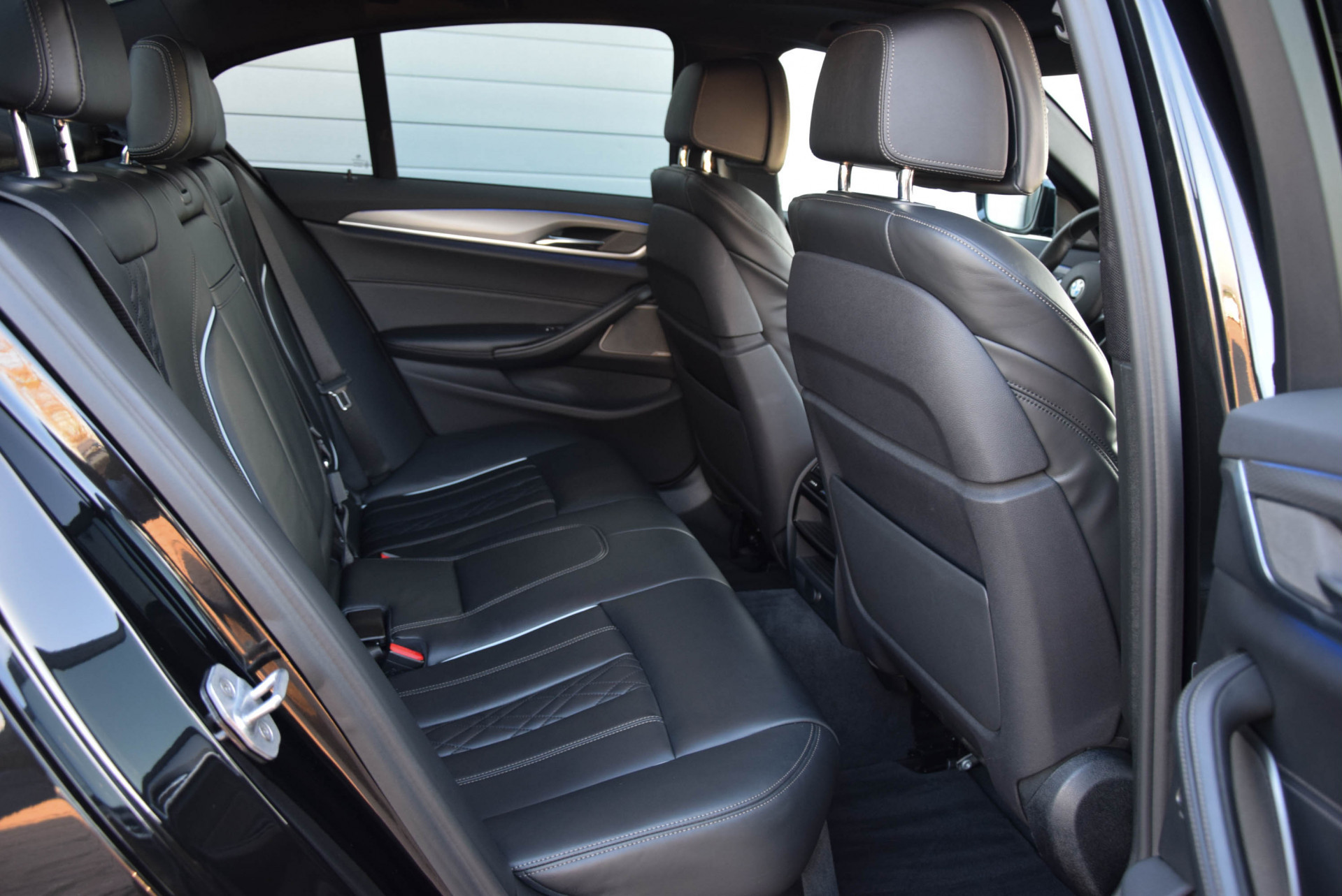 BMW 5 Serie 520d M-sport High Executive NP: €81697 Foto 4