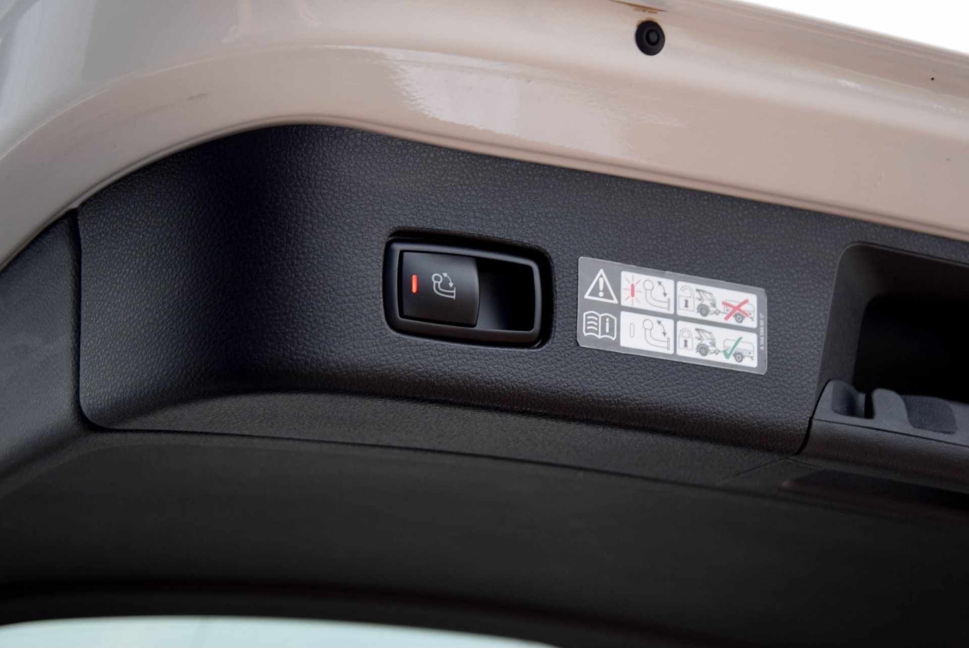 Mercedes-Benz GLE-Klasse 500 e 4MATIC AMG/Distronic/360Camera/Pano/Keyless/Memory Aut7 Foto 23