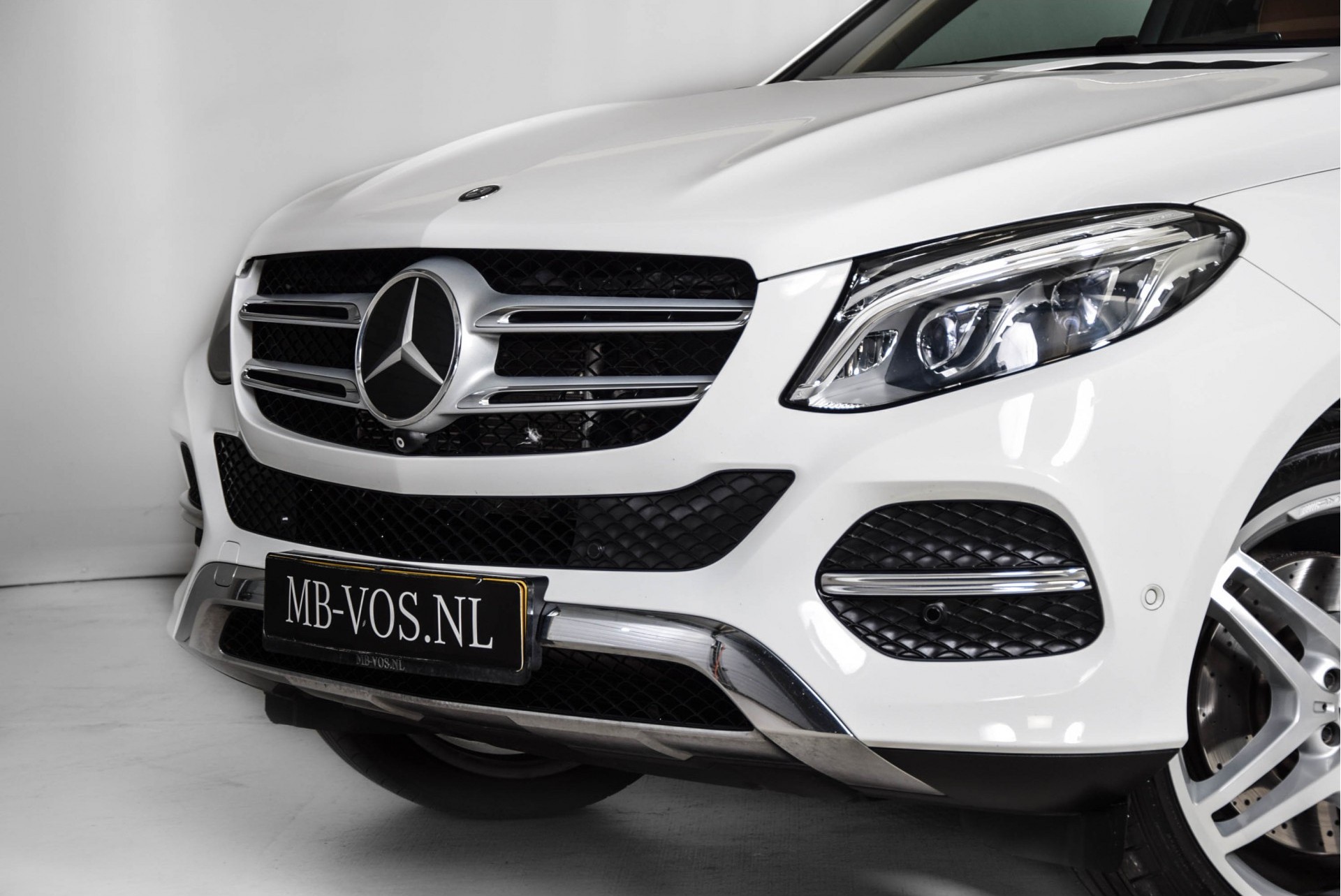 Mercedes-Benz GLE-Klasse 500 e 4MATIC AMG/Distronic/360Camera/Pano/Keyless/Memory Aut7 Foto 31