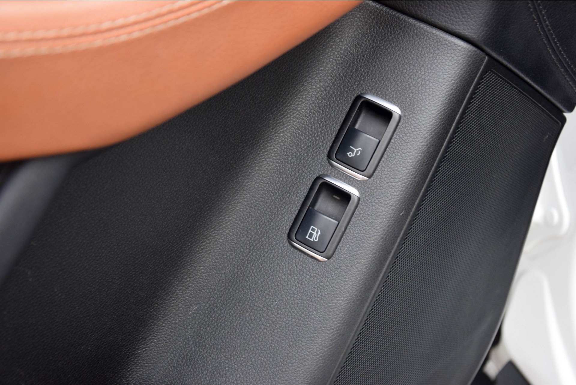 Mercedes-Benz GLE-Klasse 500 e 4MATIC AMG/Distronic/360Camera/Pano/Keyless/Memory Aut7 Foto 9