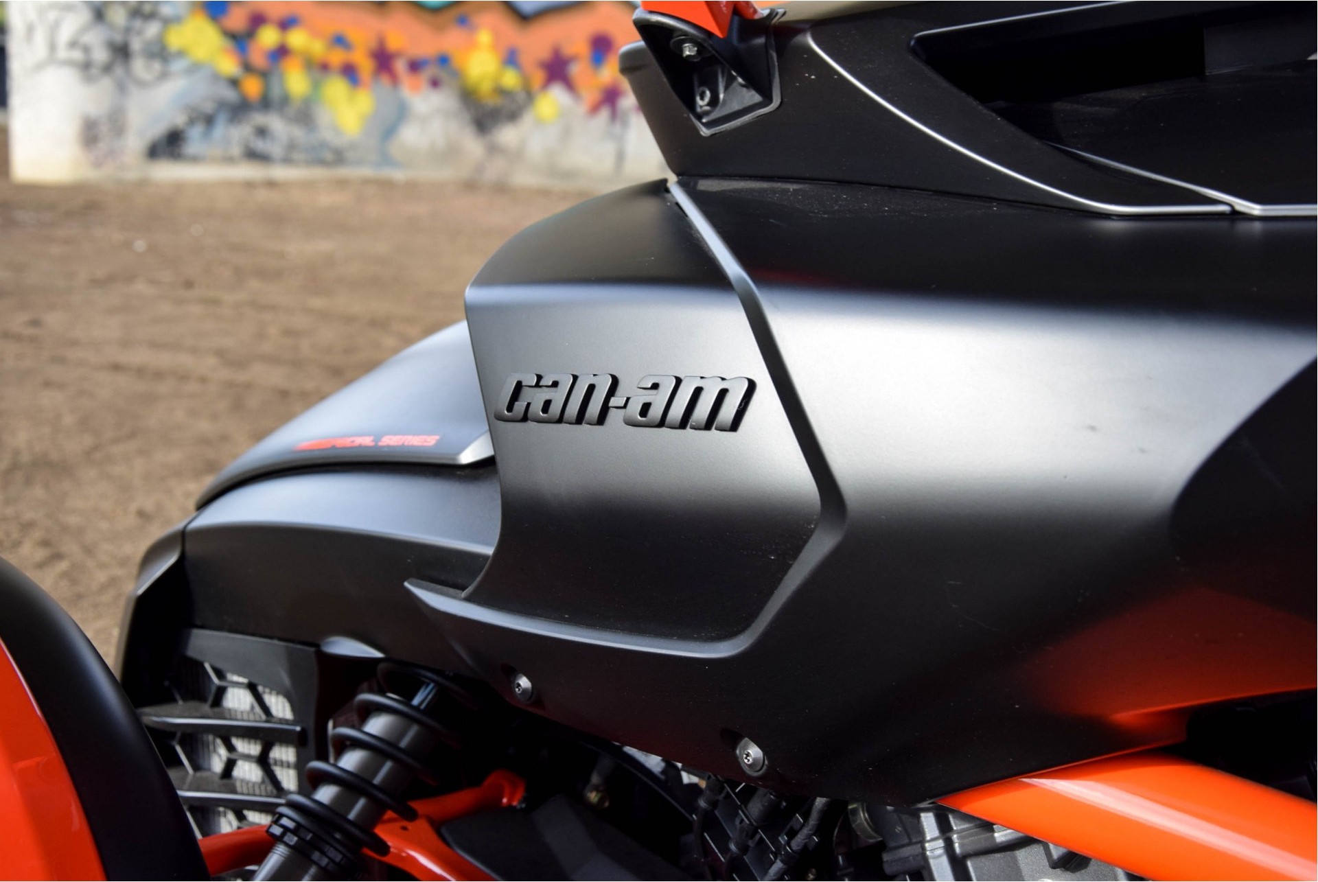 CAN-AM Tour Spyder F3-S SM6 Akrapovic Foto 6