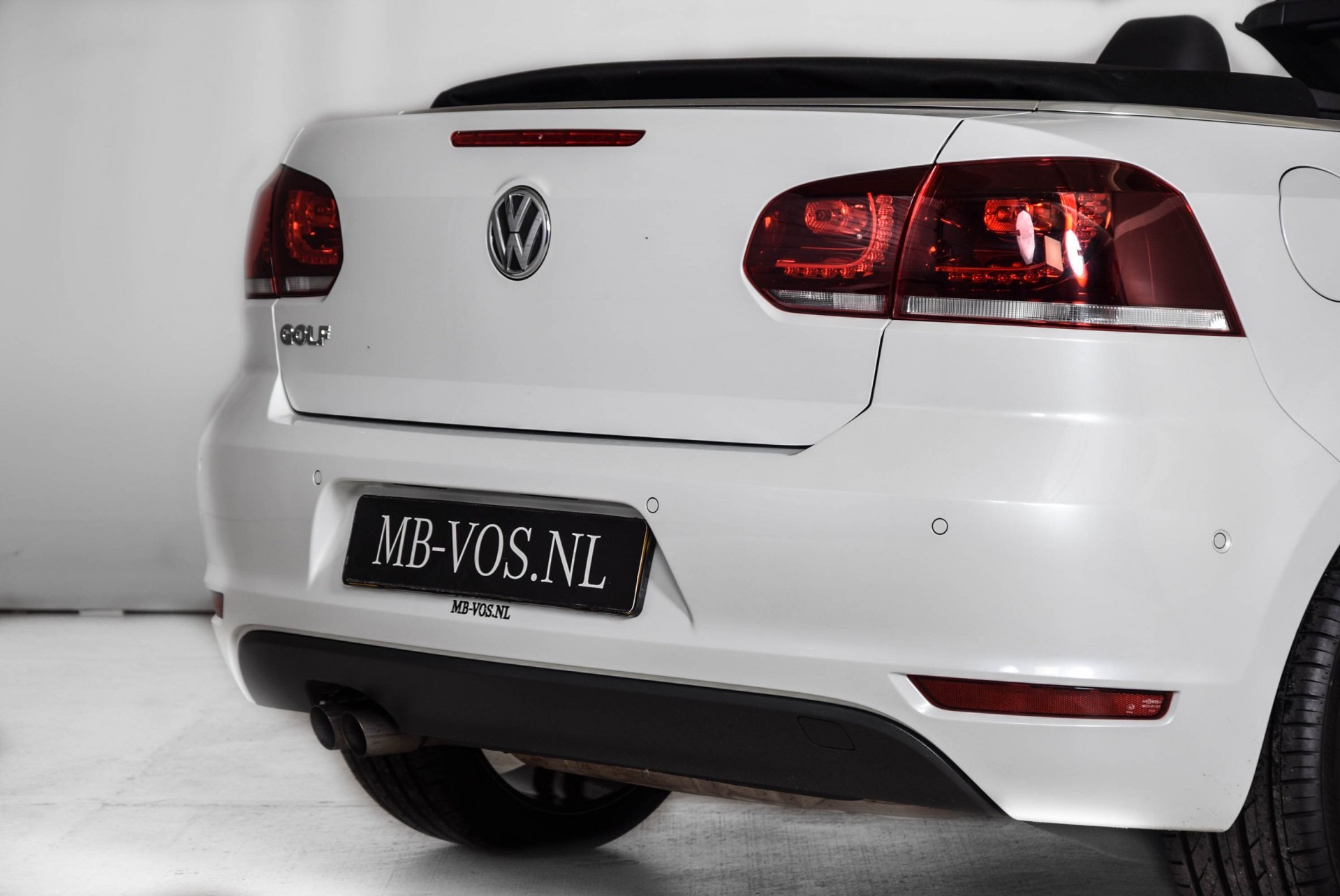 Volkswagen Golf Cabriolet 2.0 TDI Bluemotion Xenon/19''/Navi/Camera/PDC/DSG Aut6 Foto 22