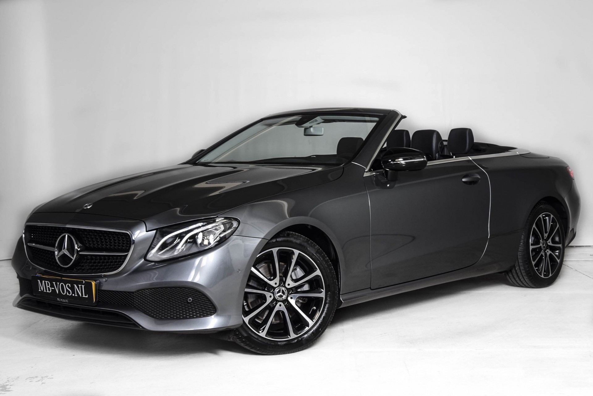 Mercedes-Benz E-Klasse Cabrio 200 Premium Plus Foto 1