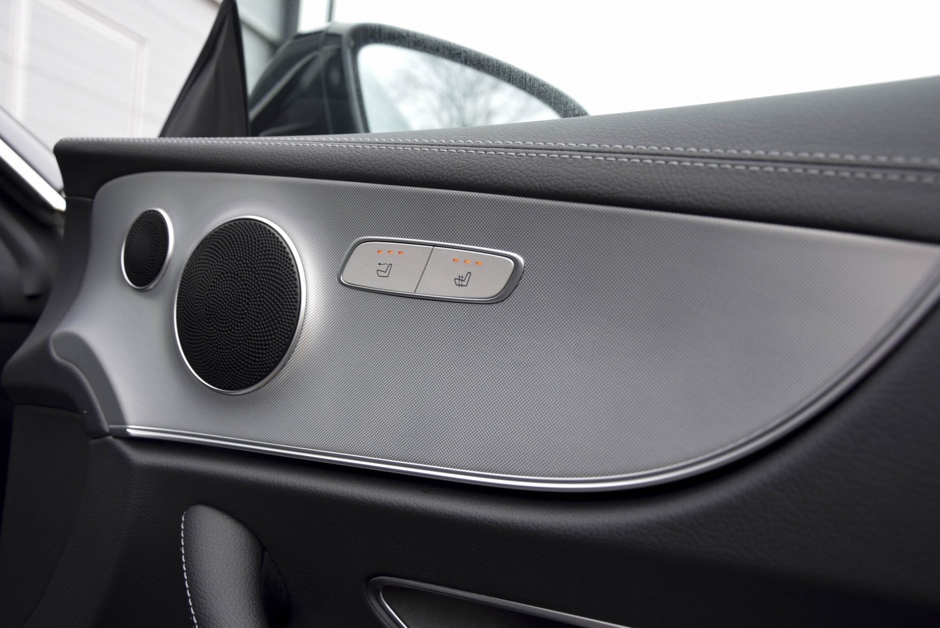 Mercedes-Benz E-Klasse Cabrio 200 Premium Plus Foto 19