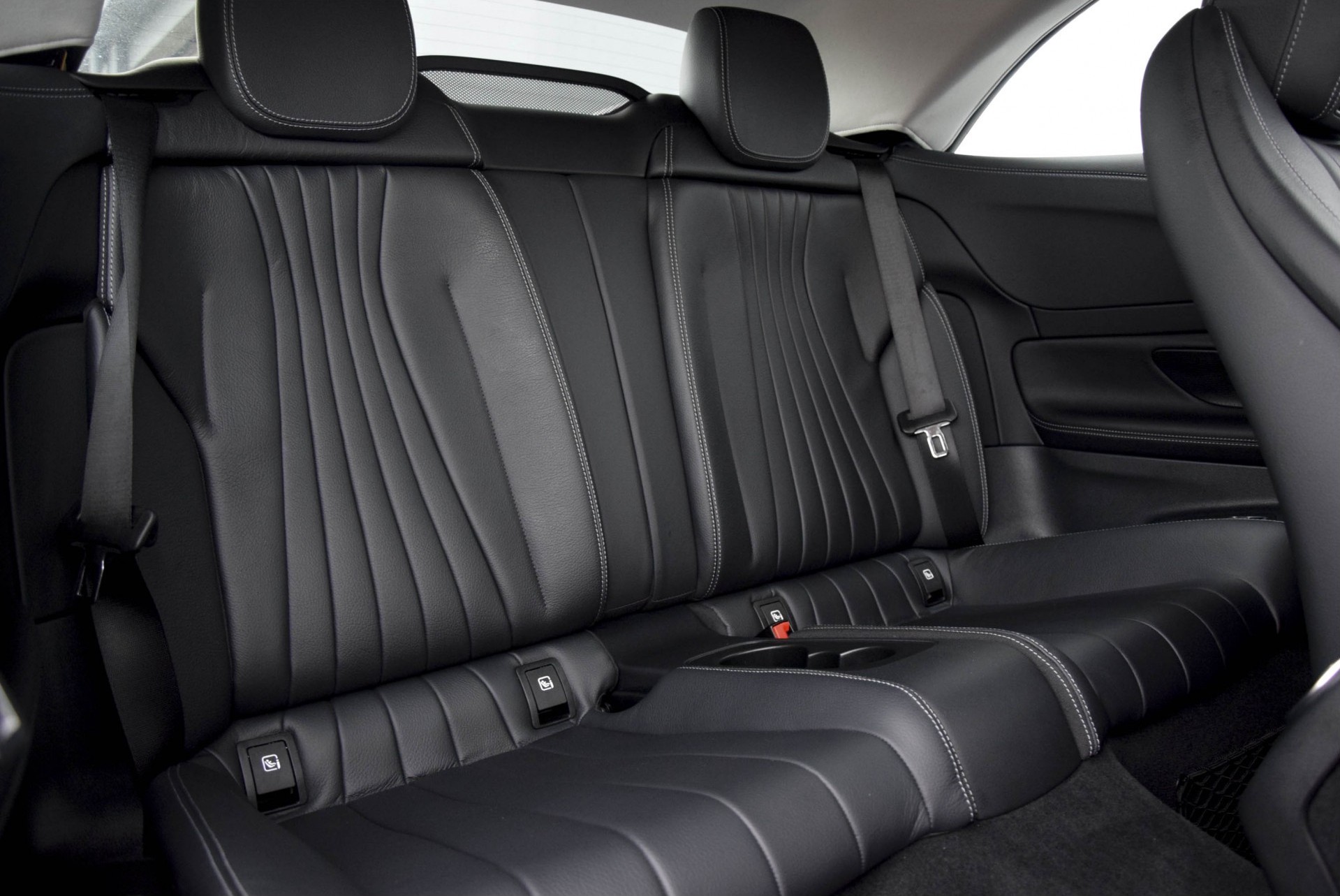 Mercedes-Benz E-Klasse Cabrio 200 Premium Plus Foto 6