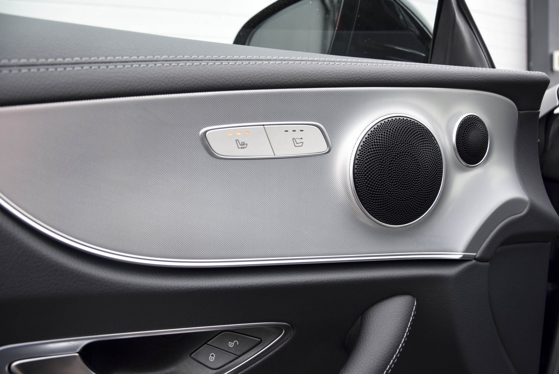 Mercedes-Benz E-Klasse Cabrio 200 Premium Plus Foto 9