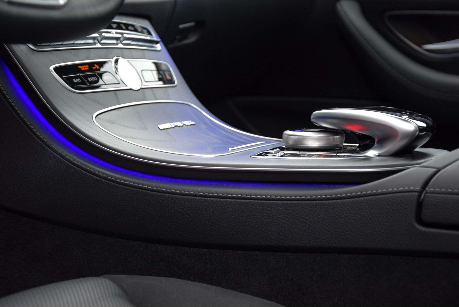 Mercedes-Benz E-Klasse AMG E63 S 4M+ Designo/Night/Massage/Distronic/Pano/360/Keyless/Burmester/Standkachel Aut9 Foto 25