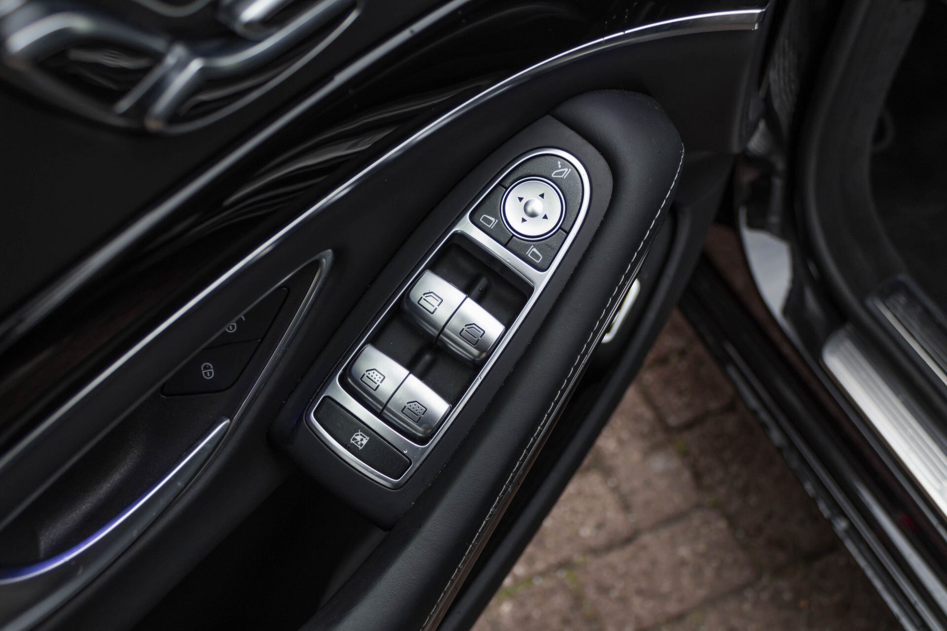 Mercedes-Benz S-Klasse 500 Maybach Exclusive Aut9 1ste eigenaar Foto 24