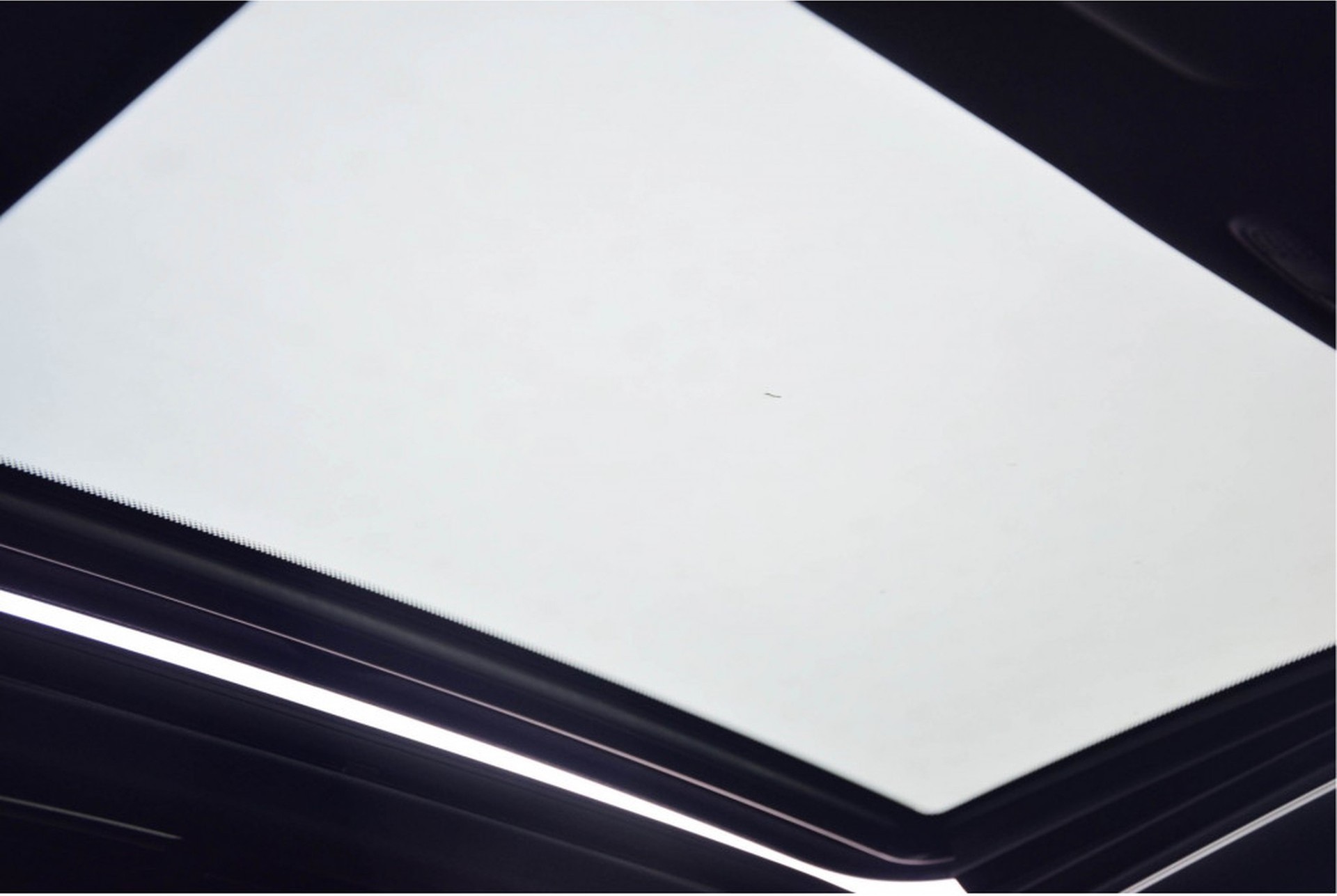 Mercedes-Benz E-Klasse 350d AMG Luchtvering/Distronic/Burmester/Keyless/Nappa Aut9 Foto 21