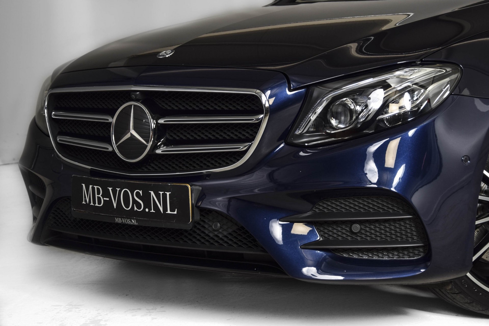 Mercedes-Benz E-Klasse 350d AMG Luchtvering/Distronic/Burmester/Keyless/Nappa Aut9 Foto 27